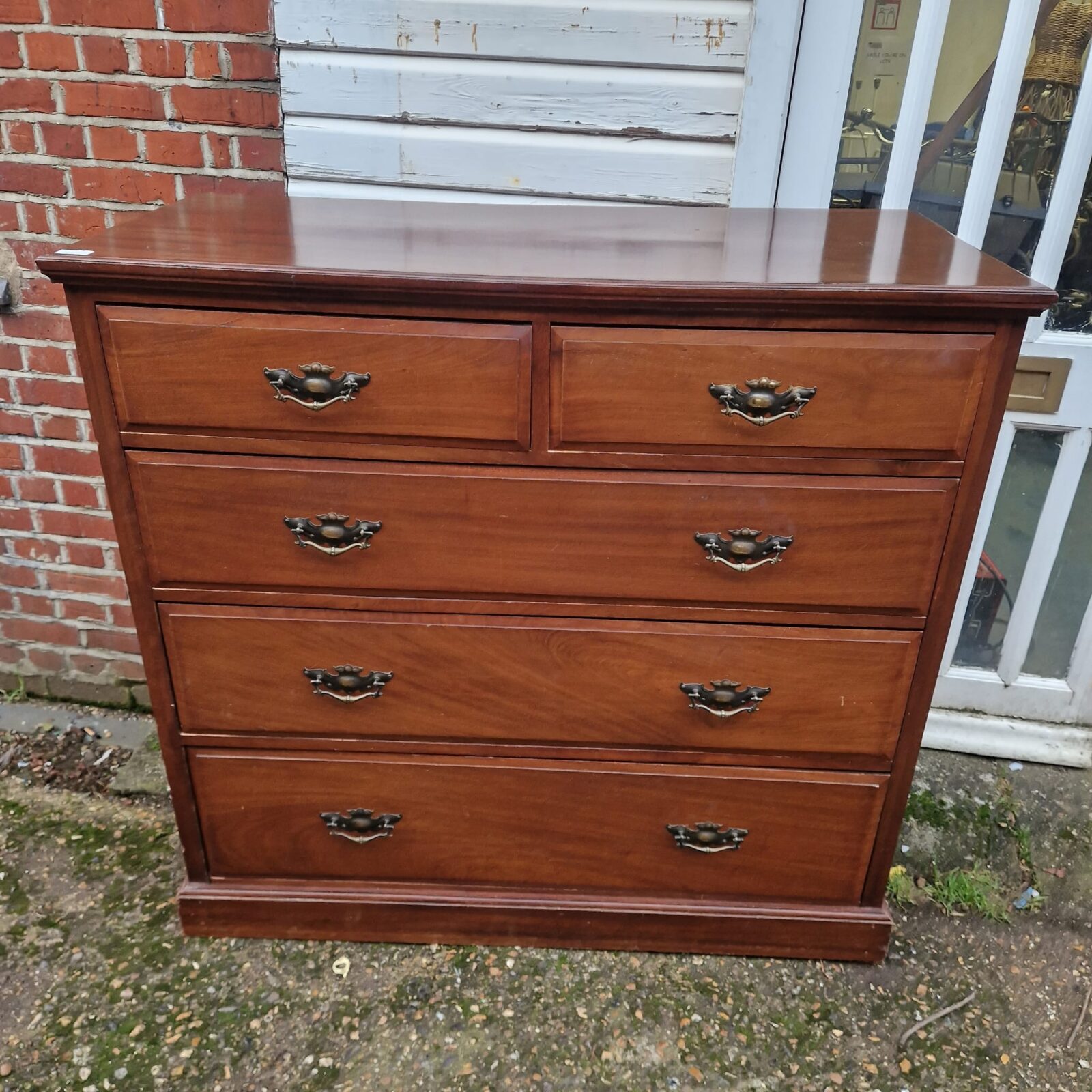 large mahogany chest of drawers W48 x D21 x H41”