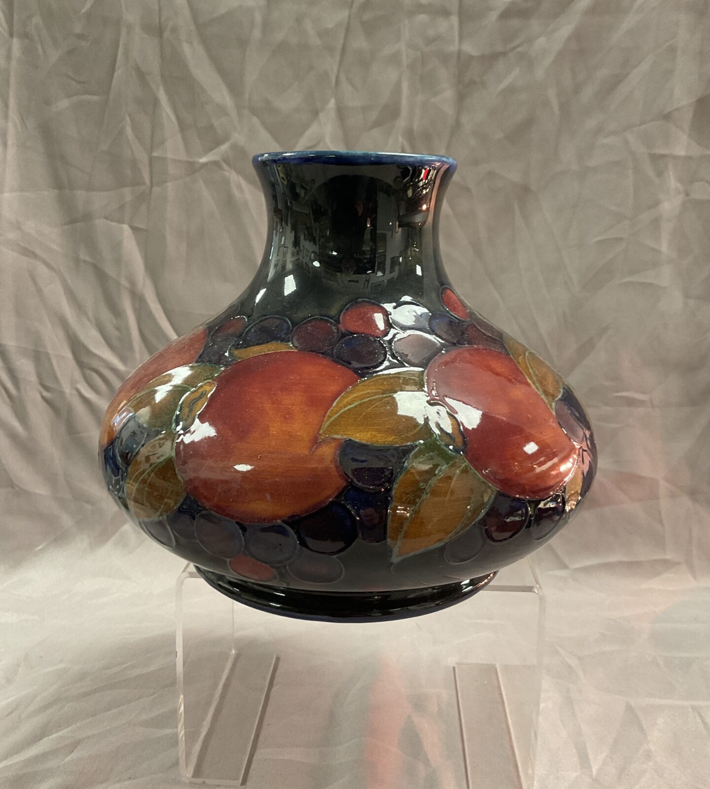 Antique William Moorcroft signed squat pomegranate vase C 1920s 8” Dia