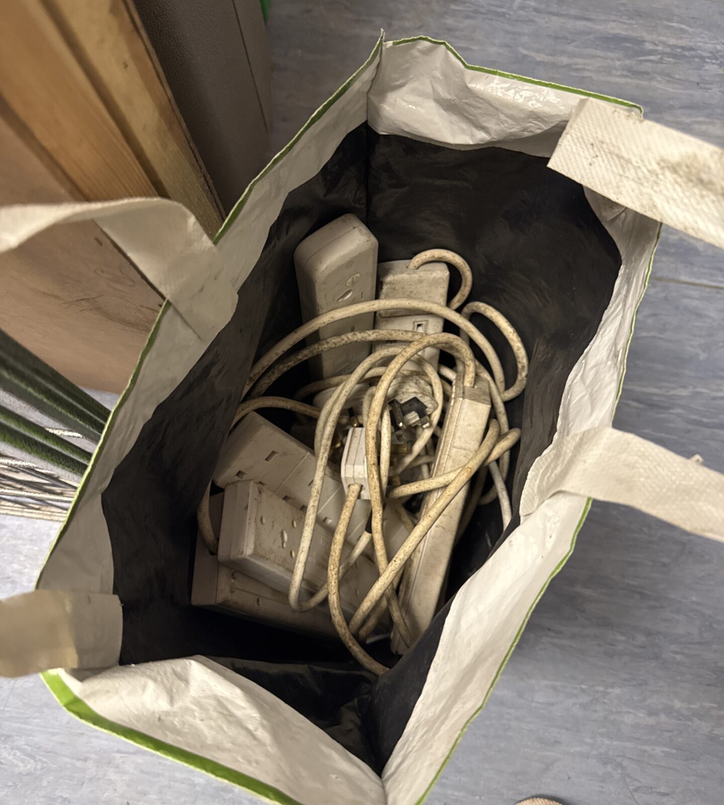 Bag of plug extension sockets