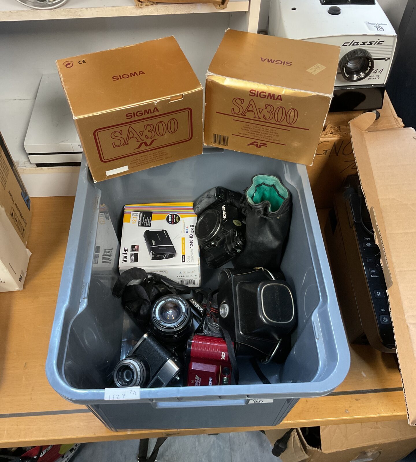 Box of cameras & accessories including minolta & halina