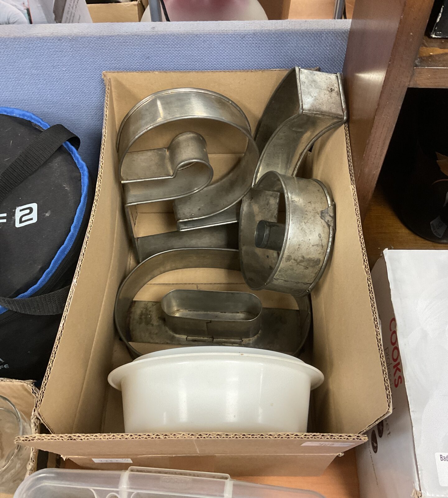 Box of number cake moulds