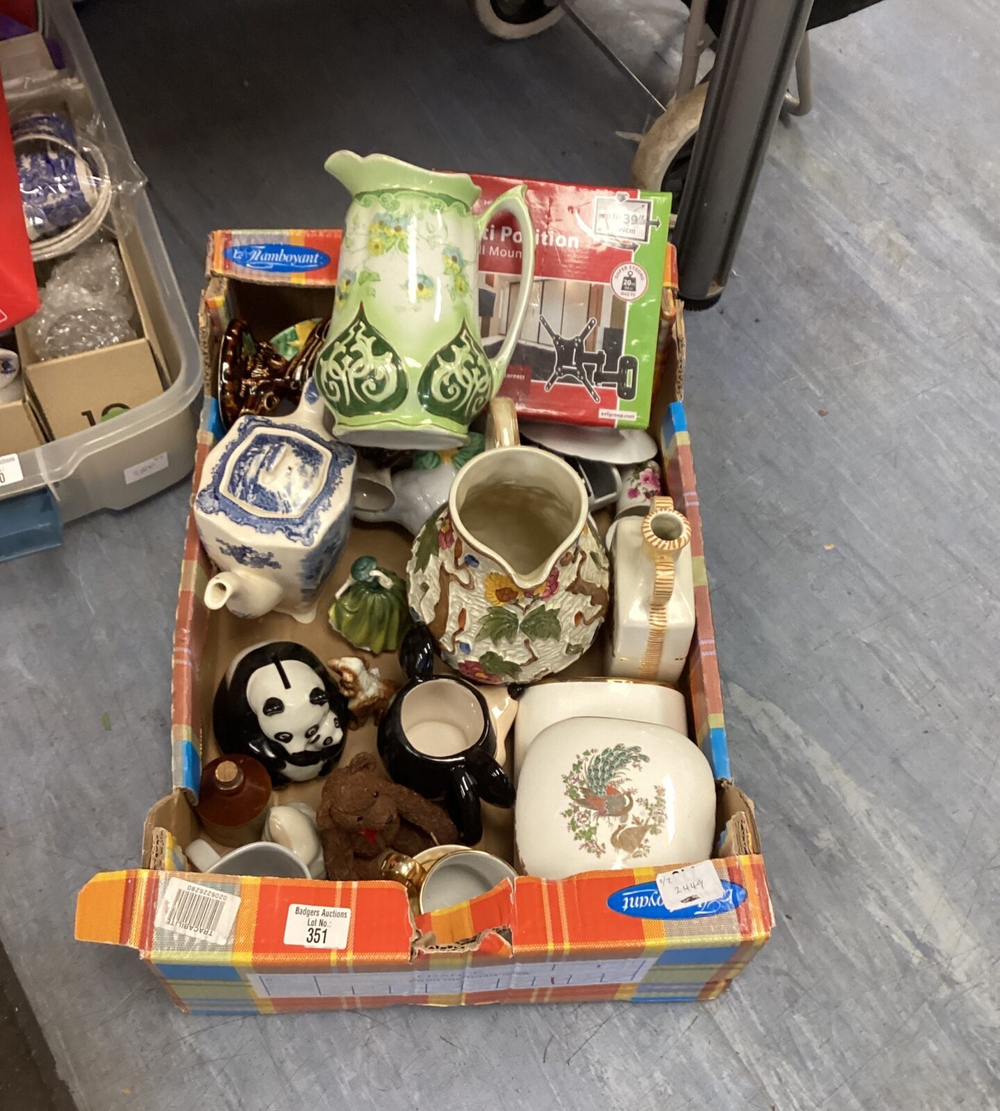 Boxof mixed items inc decorative jugs