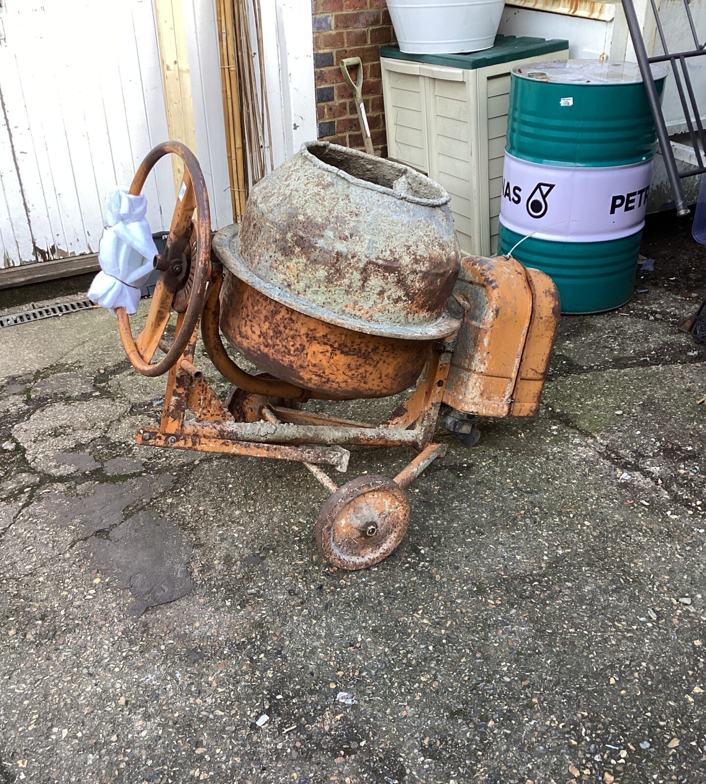 cement mixer with petrol engine