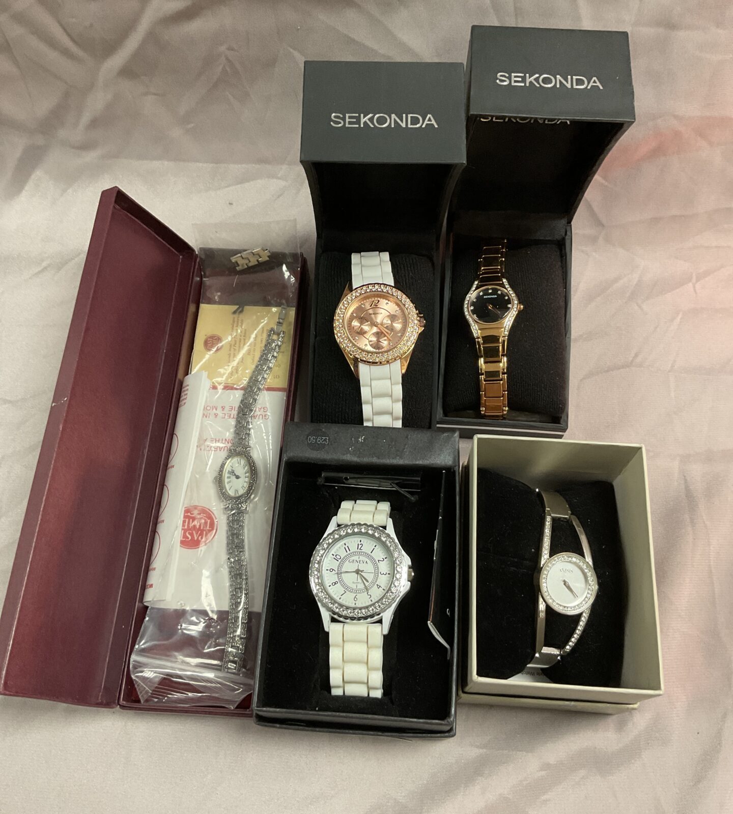 five boxed ladies wristwatches working Inc sekonda