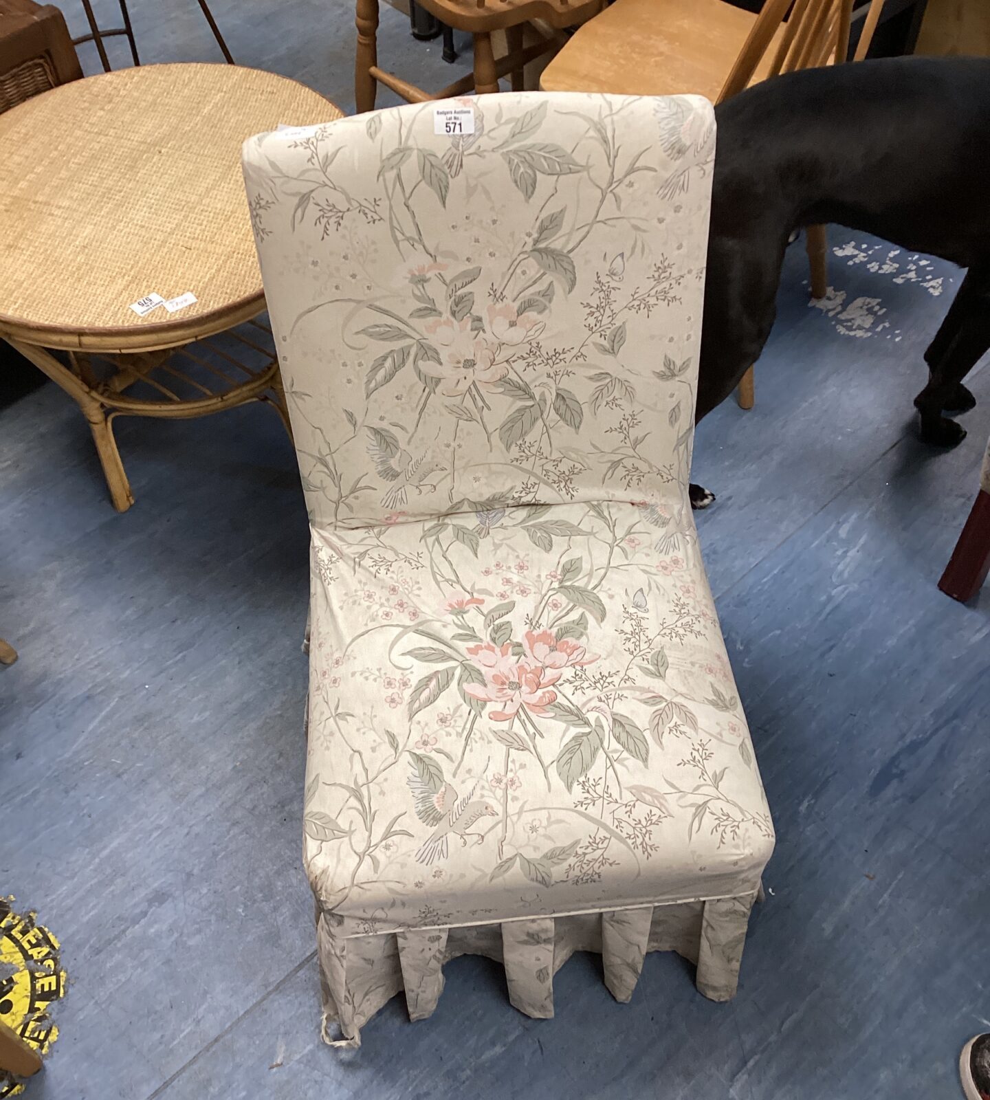 Floral patten Nursing chair