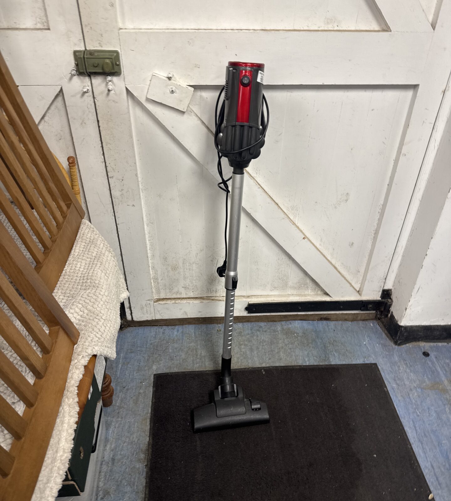 Goodmans corded hoover - working