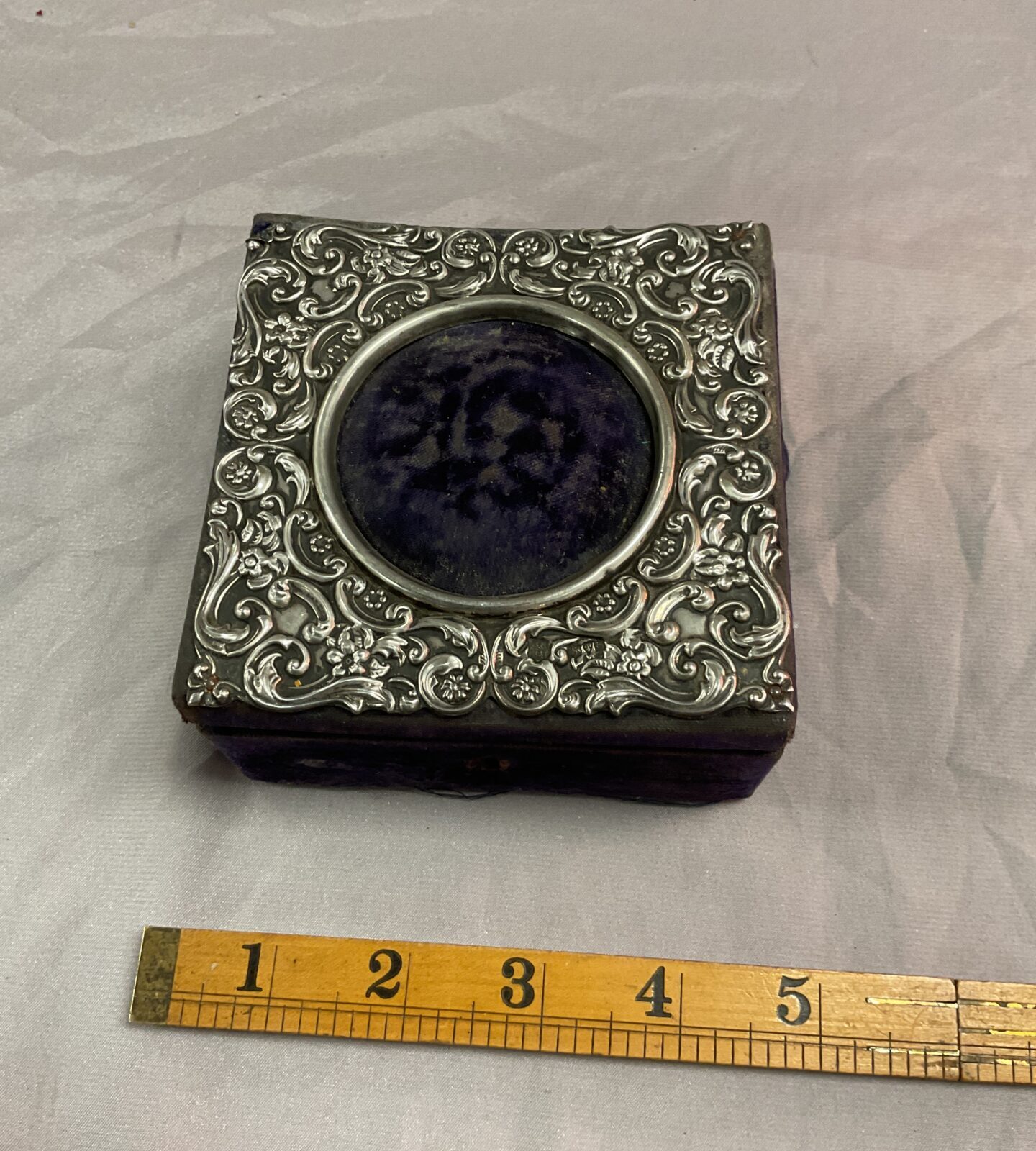 hallmarked silver velvet lined pin cushion box