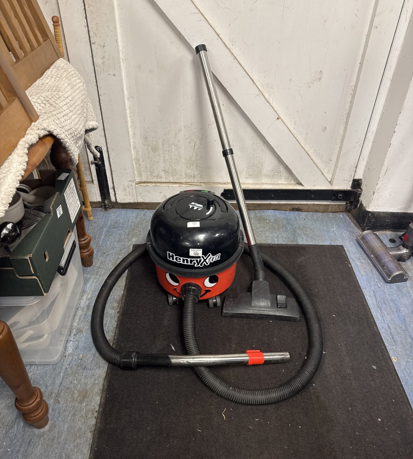 Henry xtra hoover - untested as plug pin bent, needs replacement