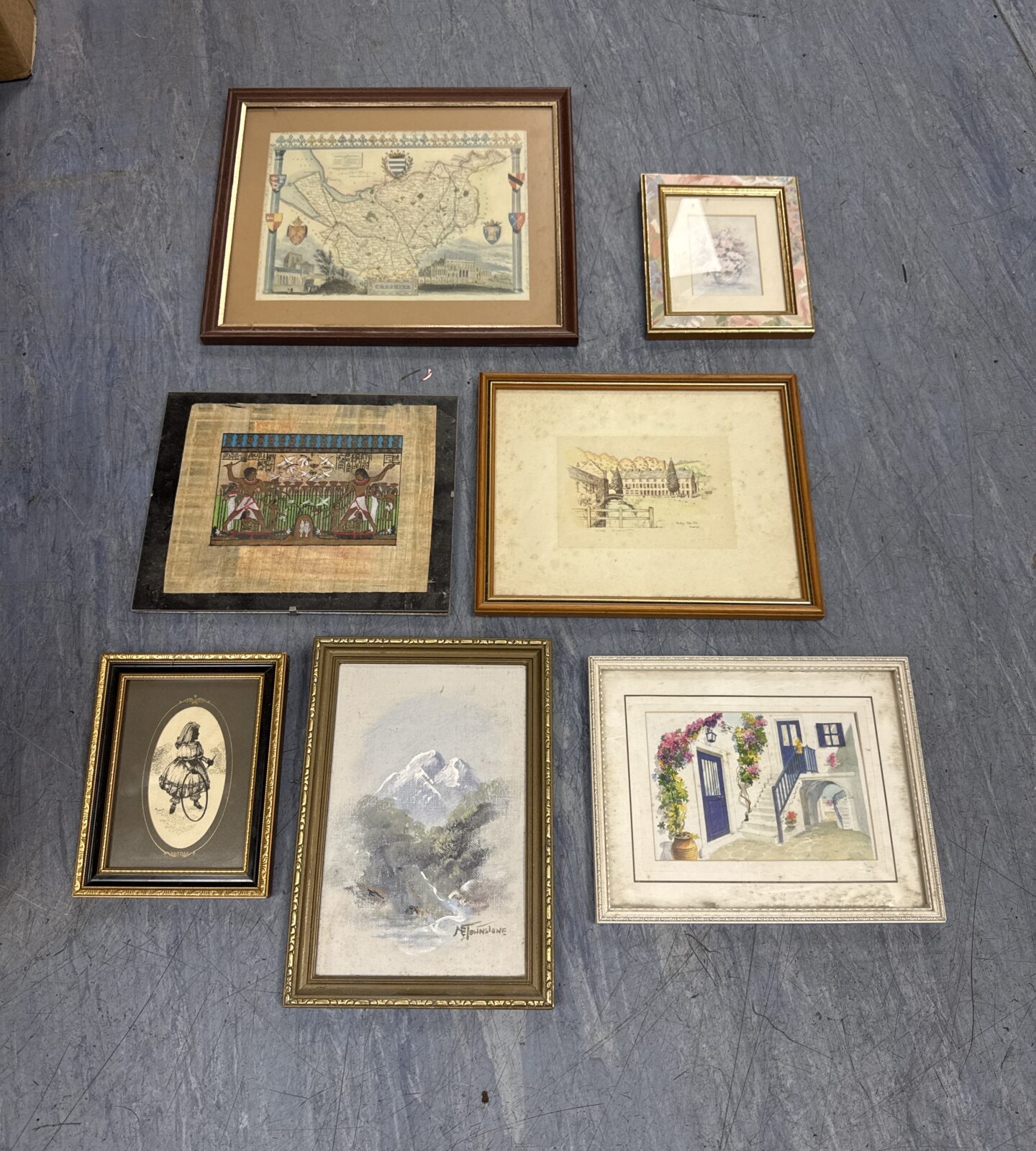 Box of assorted artworks - Image 3