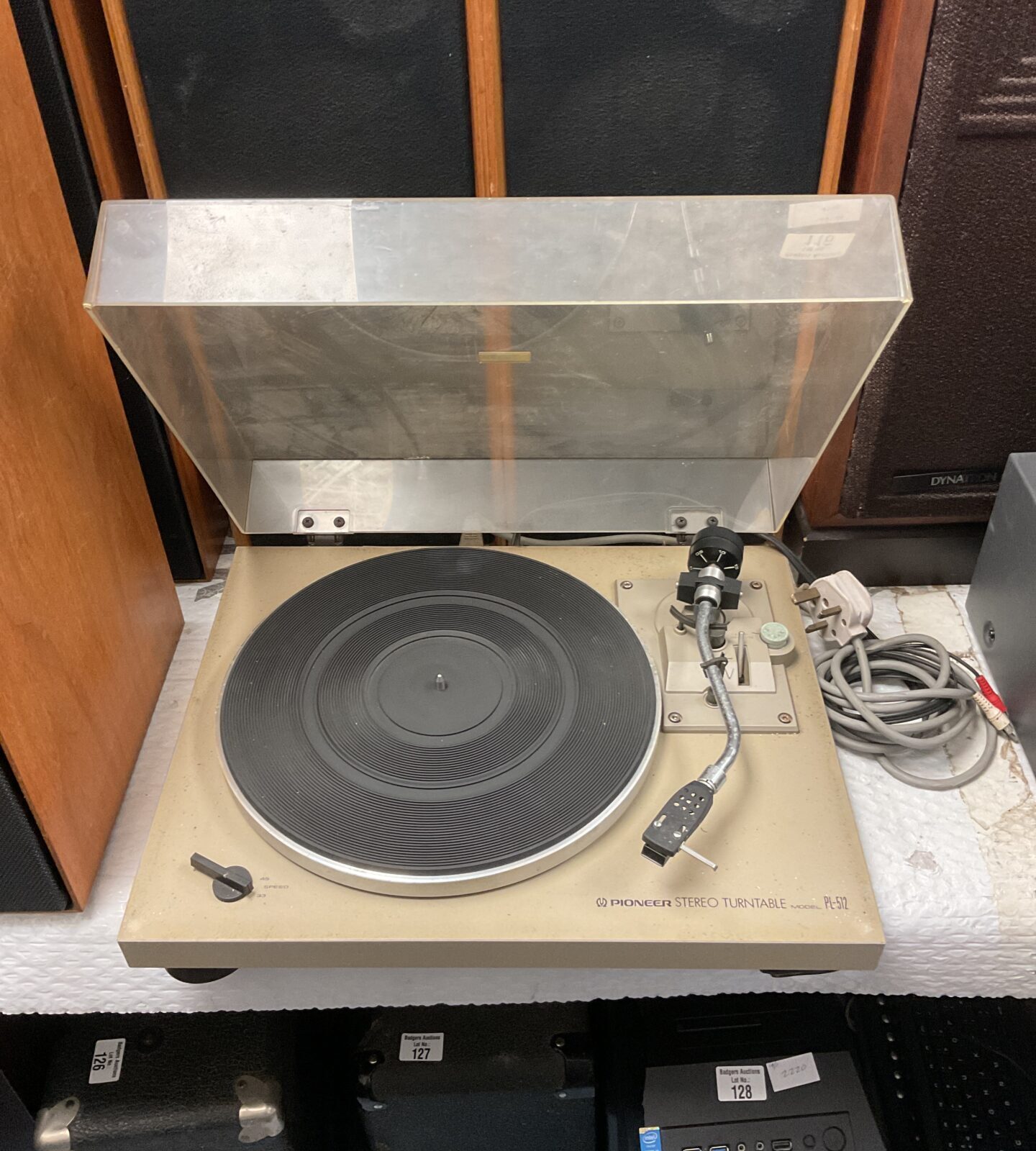 Pioneer pl-512 stereo turntable