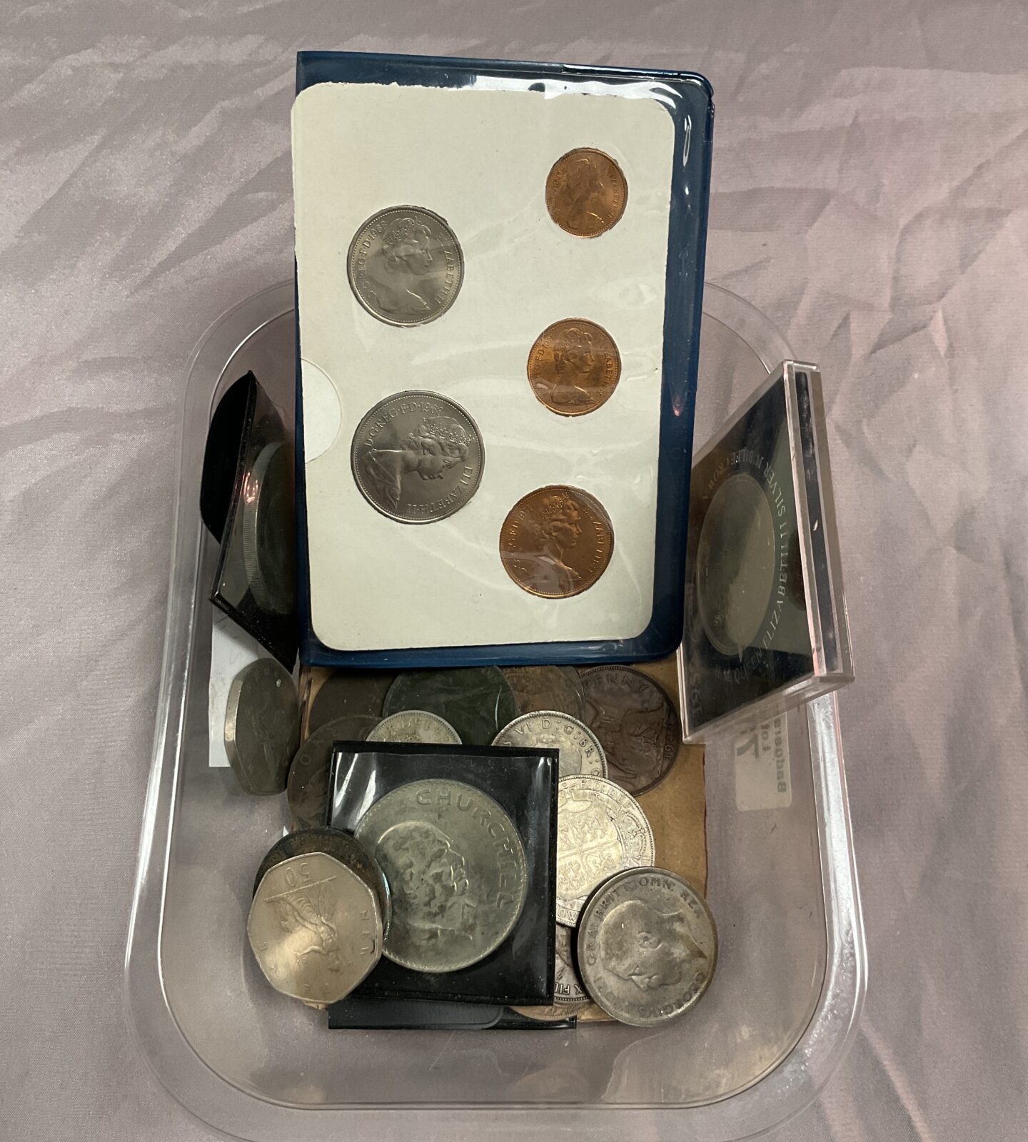 Tub of assorted coins Inc britains first decimal coins