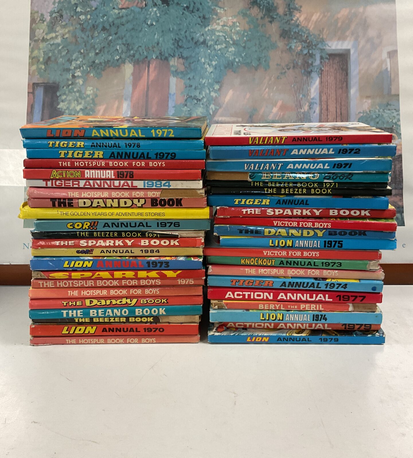 Collection of vintage annuals including dandy, beano, valiant & lion