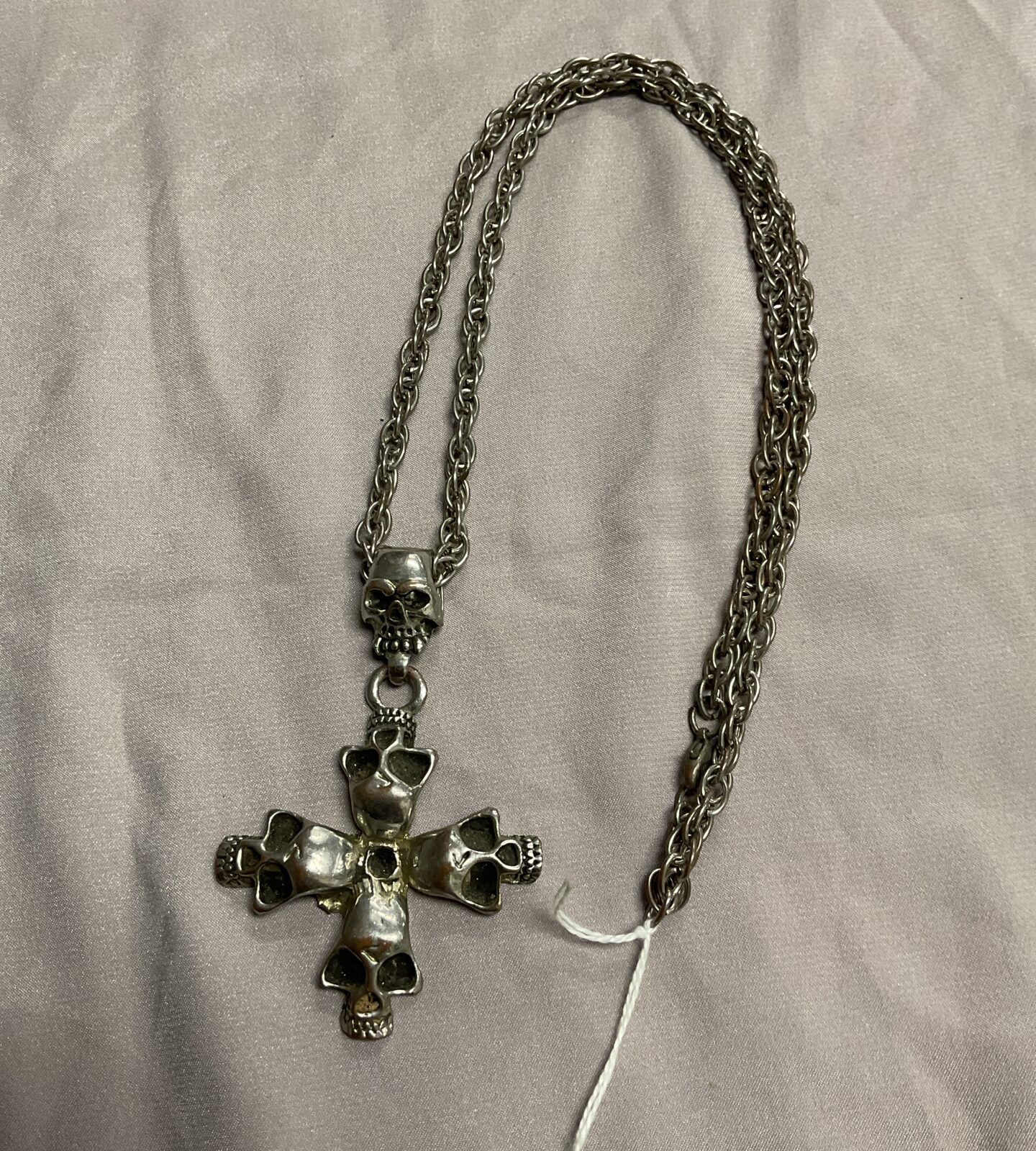 vintage skull crucifix chain pendant 24” necklace