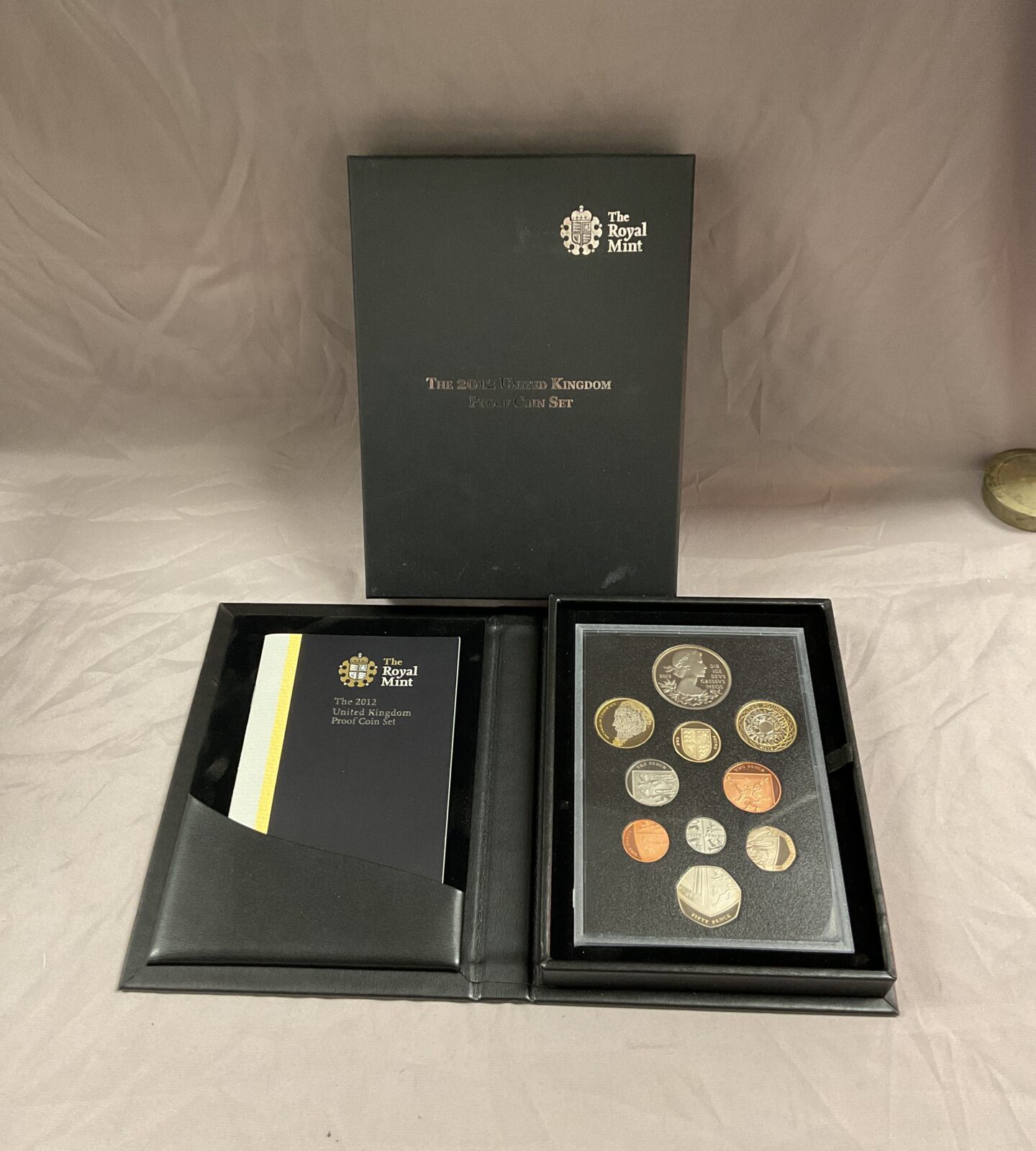 Royal mint 2012 United Kingdom proof coin set - Image 2