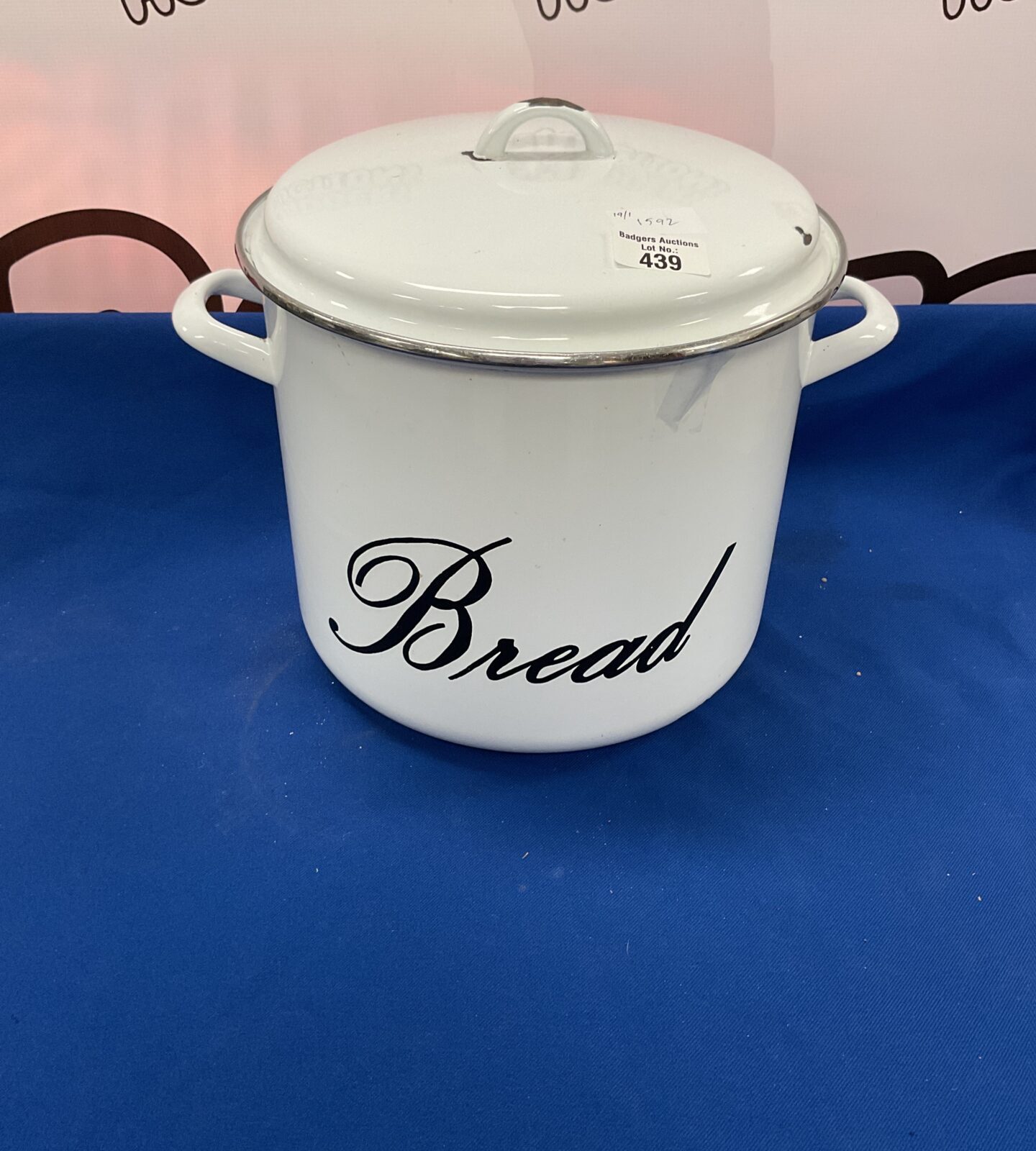 White bread tin