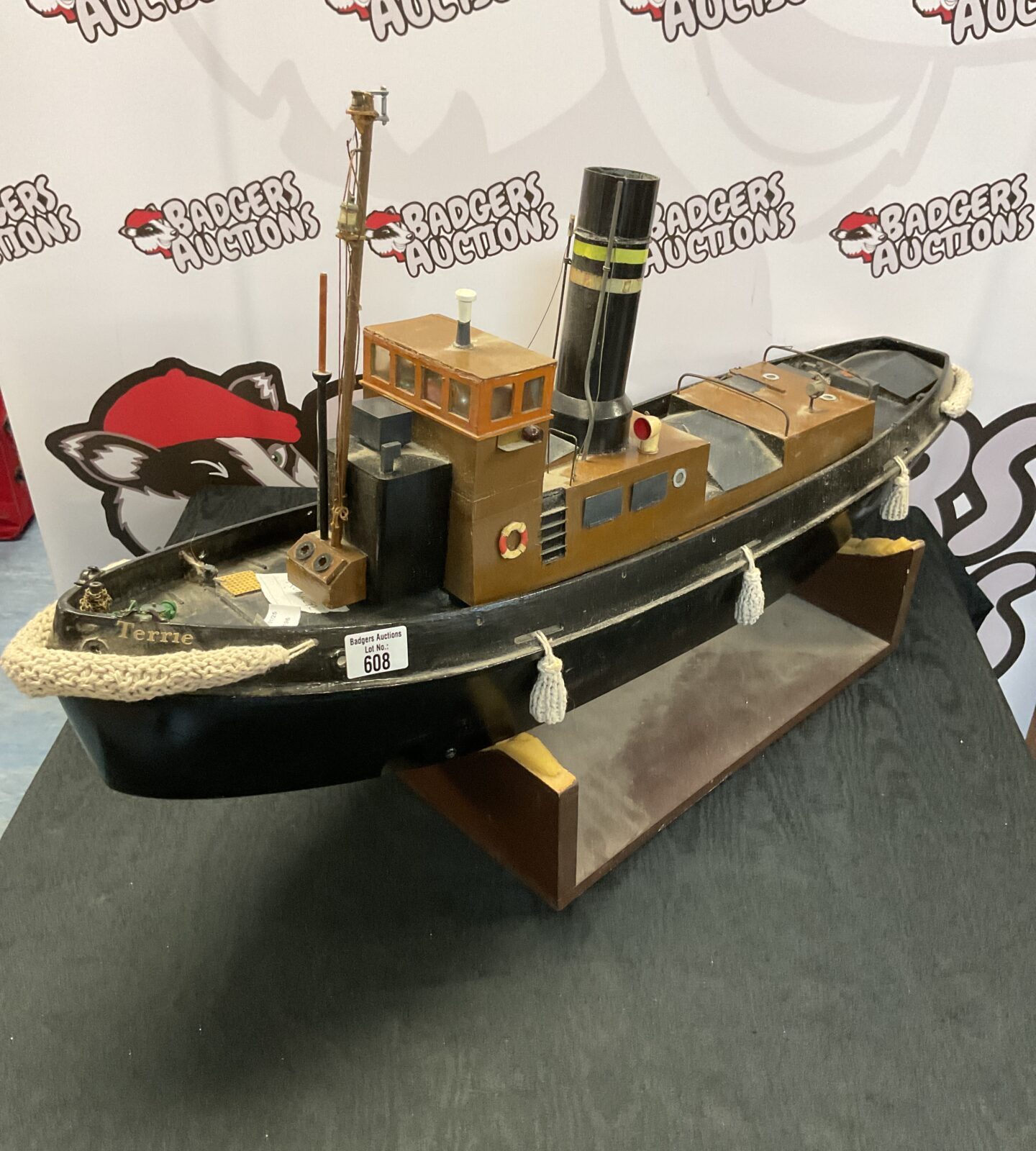 Model built, Rc Terrie aeronaut steam tug boat with stand