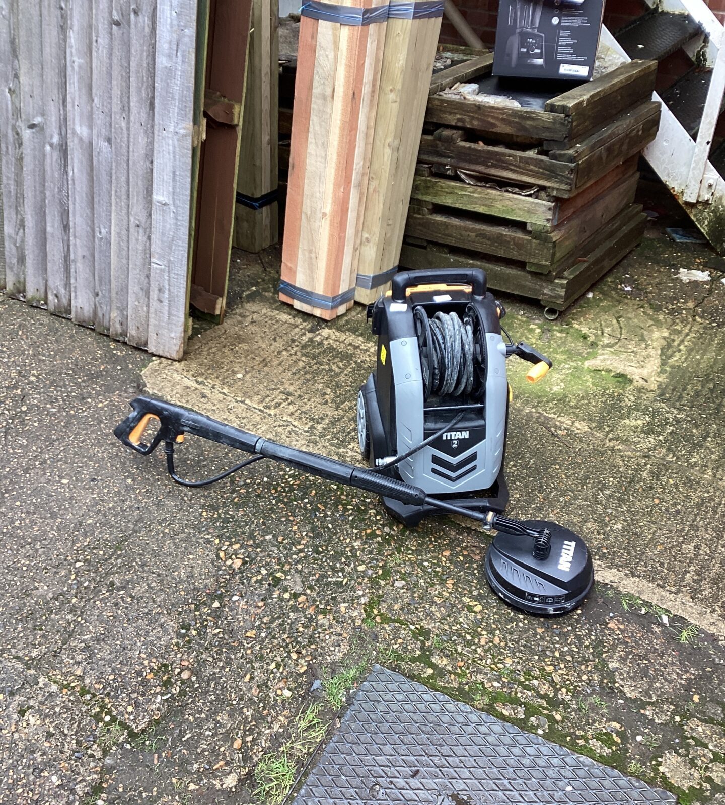 Titan Powerwasher