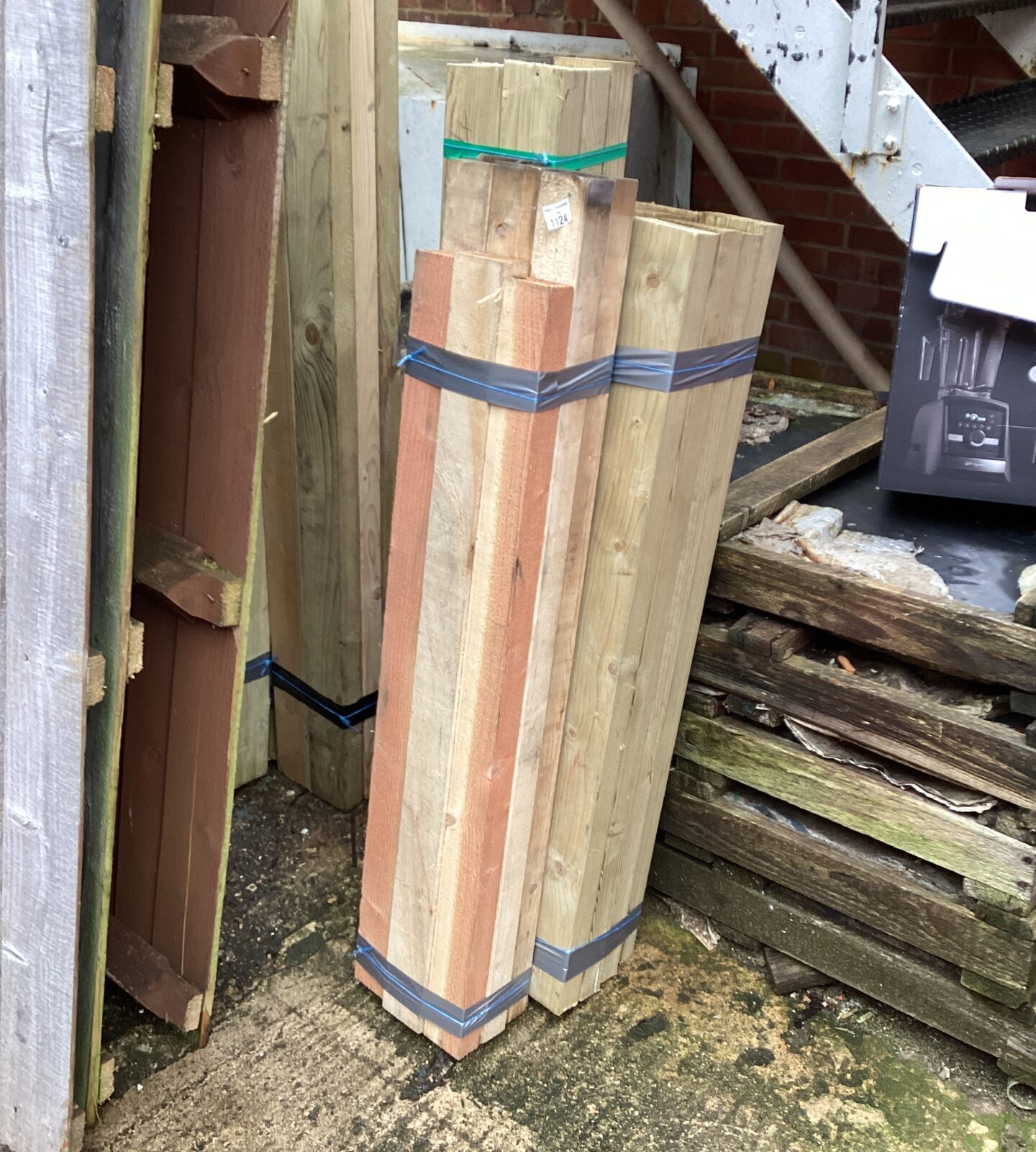 Three packs of timber 4’ approx