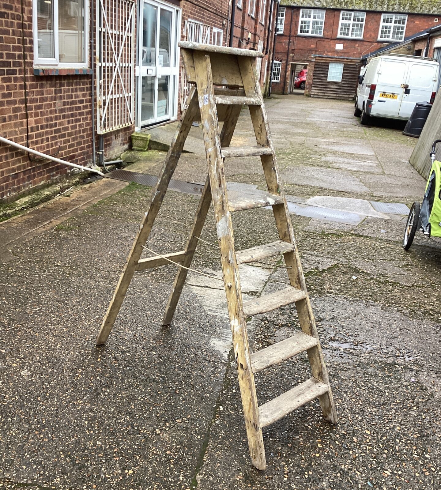 Wooden 6’ Step ladder