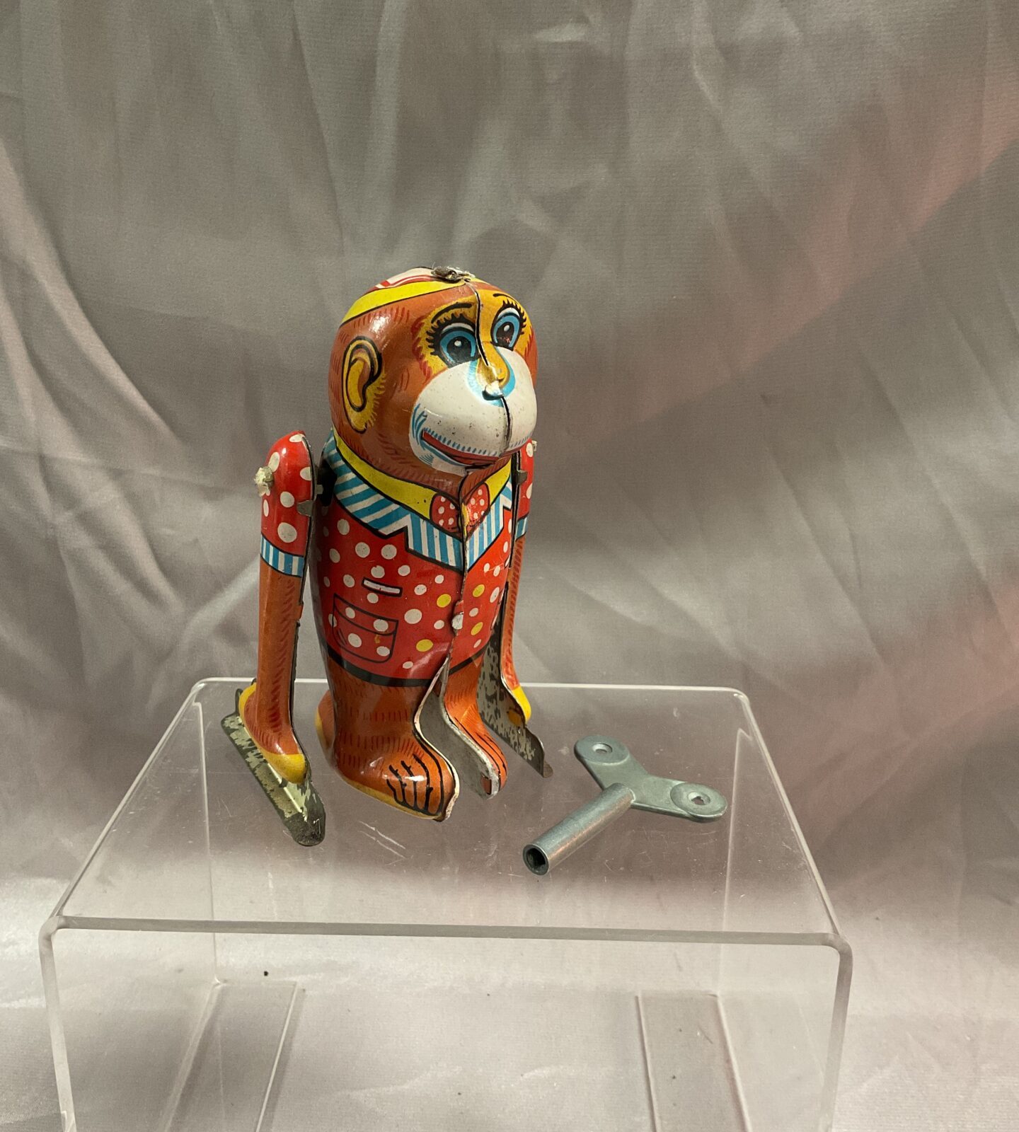 Vintage 4” tin plate clockwork somersaulting monkey working