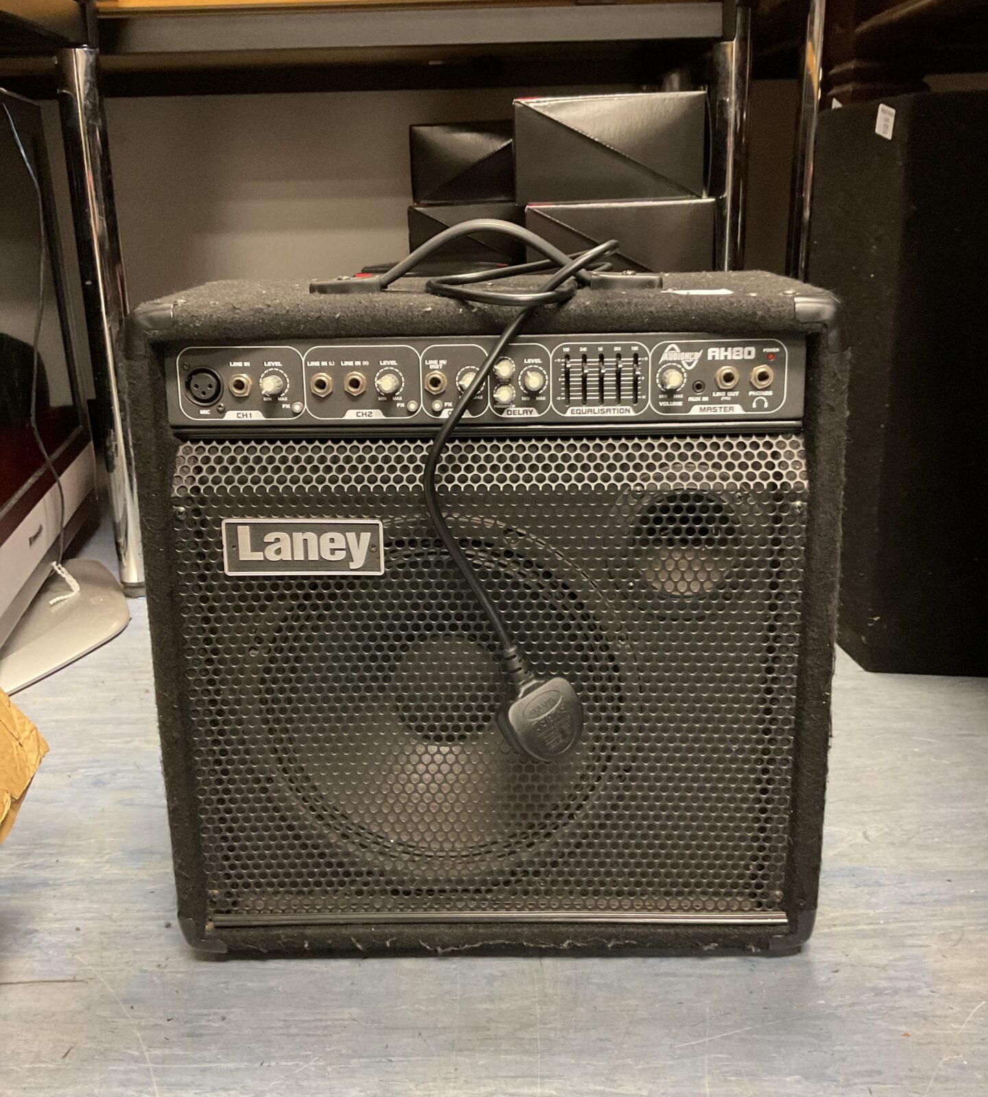 Leney ah80 audio hub guitar amplifier working