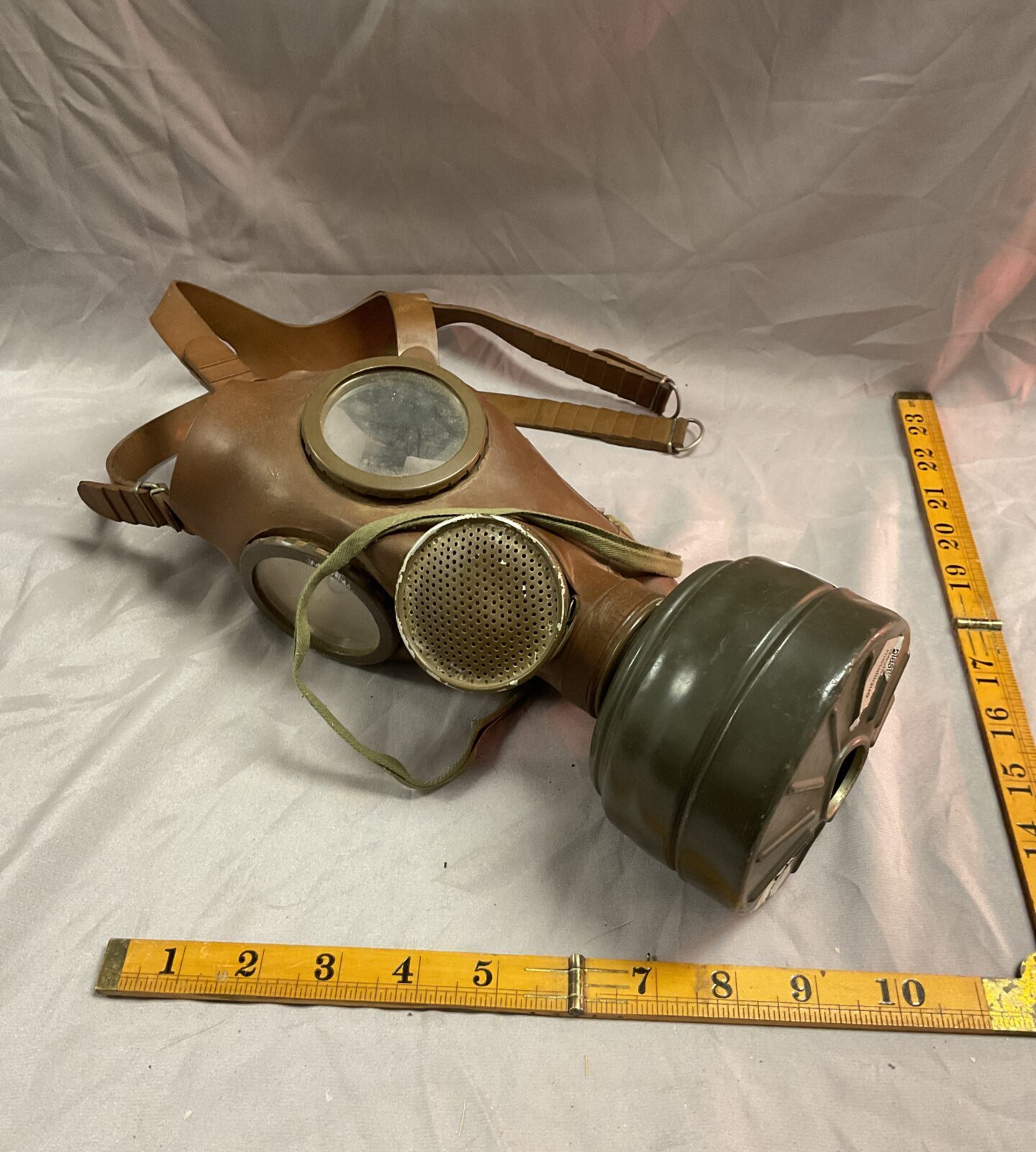 Cold War CBB M51 Rubber gas mask