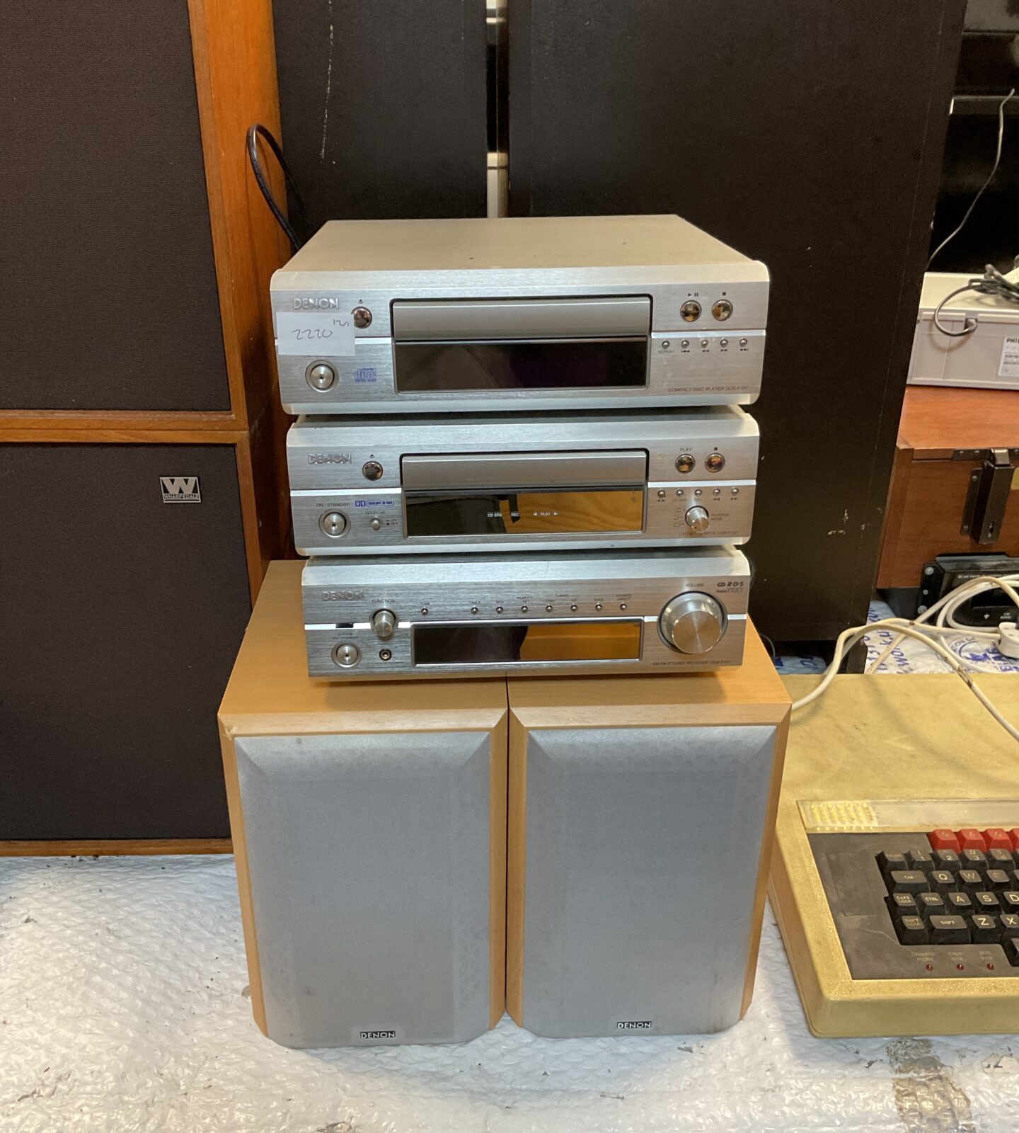 Denon hifi system with dra-f101 receiver & drr-f101 cassette deck