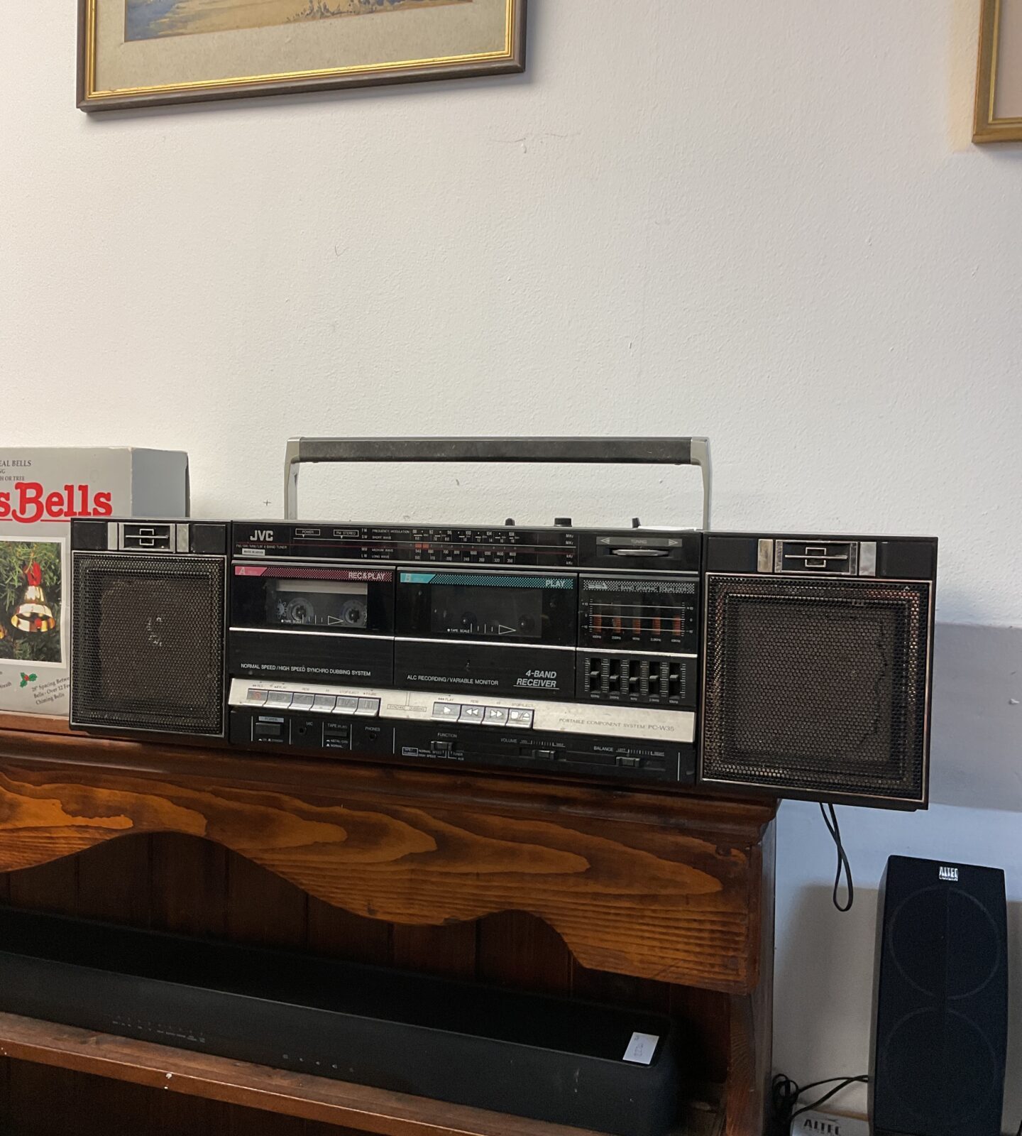 Retro jvc pc-w35 double cassette radio boombox