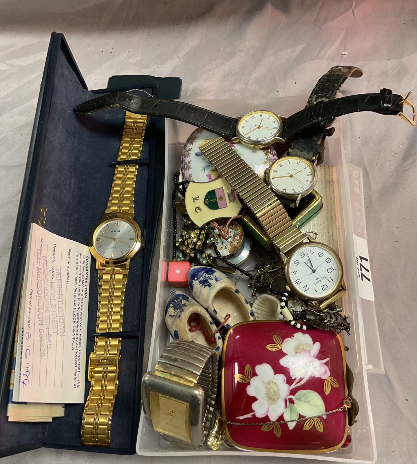 Tray mixed inc jewellery and watches