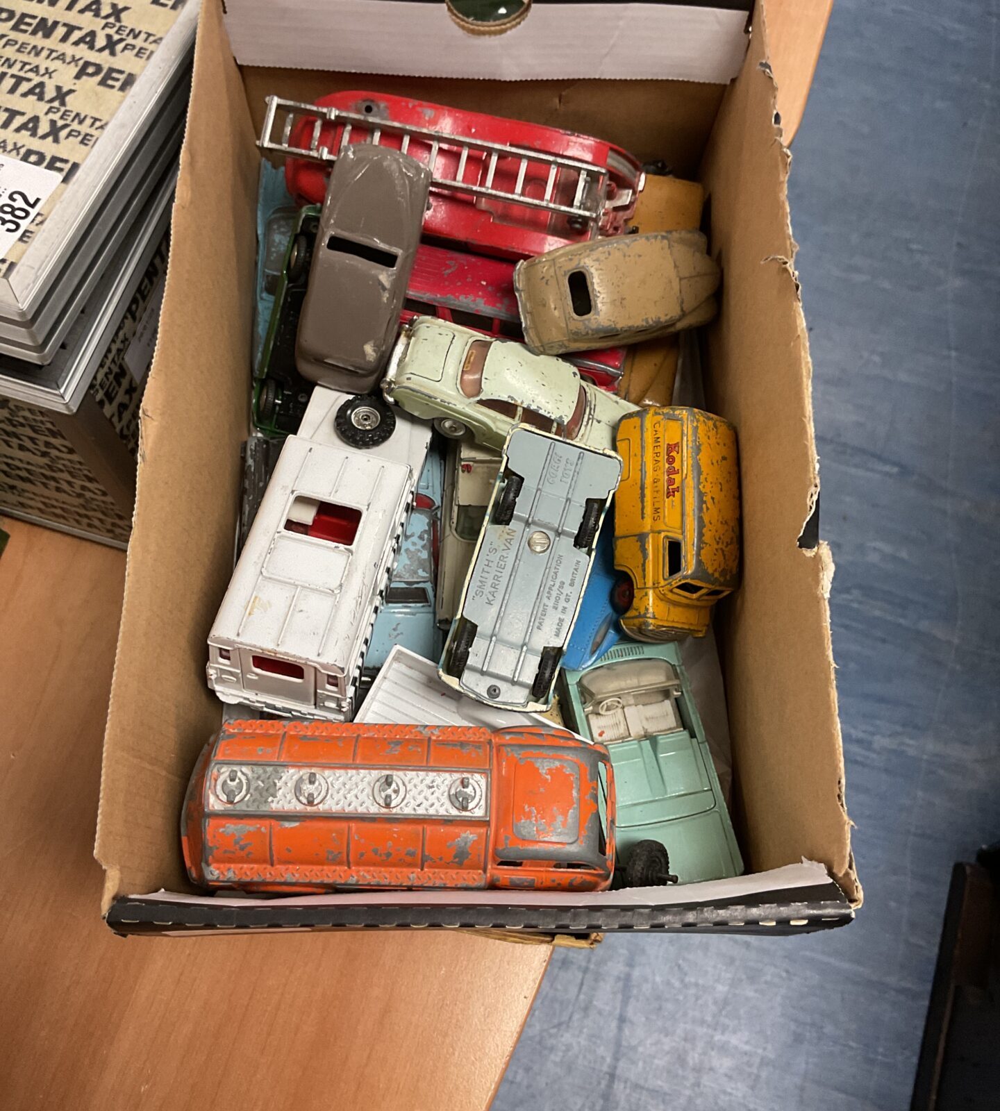 Box of vintage diecast models inc corgi