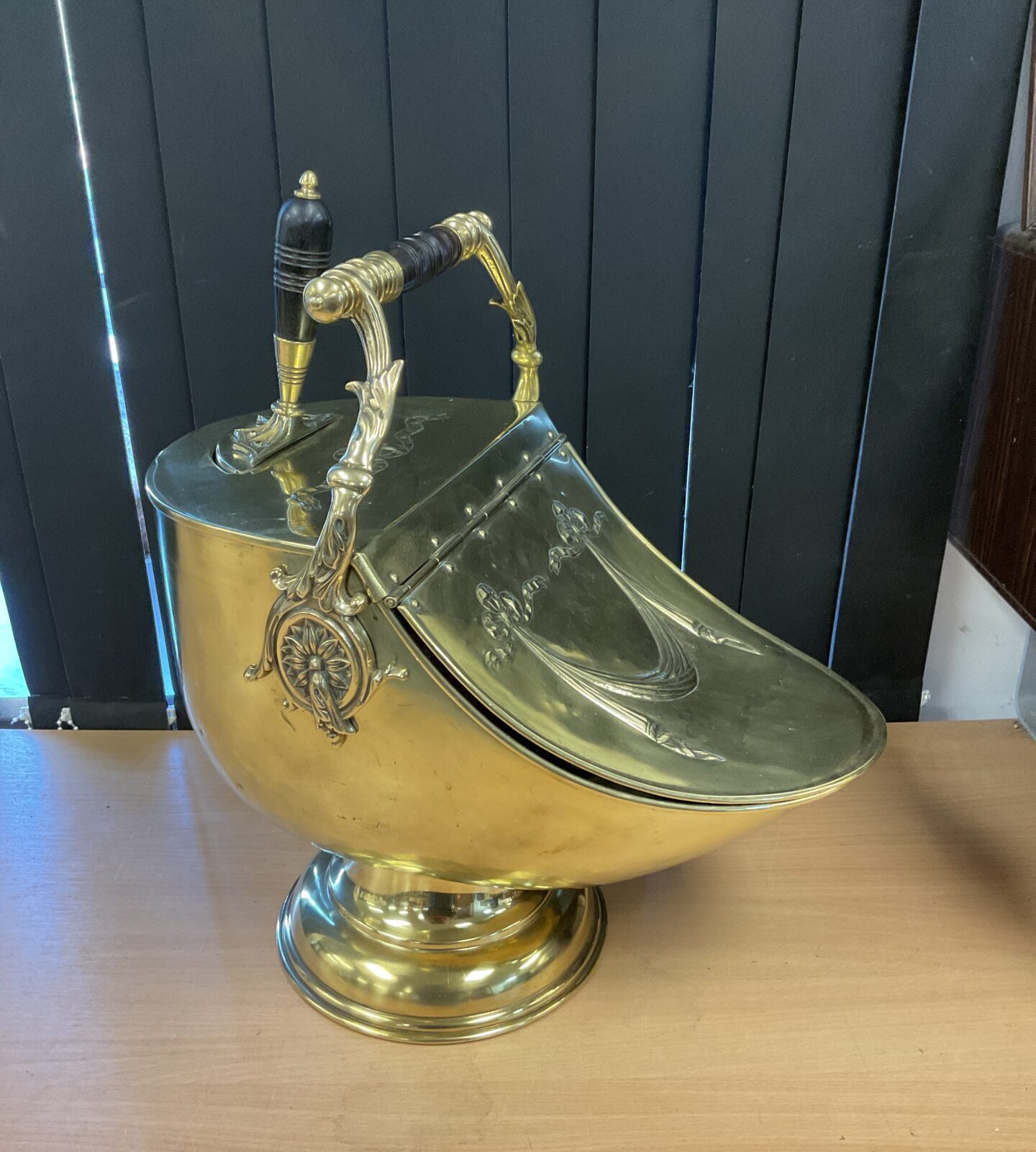 benham and froud single brass lidded coal scuttle with shovel