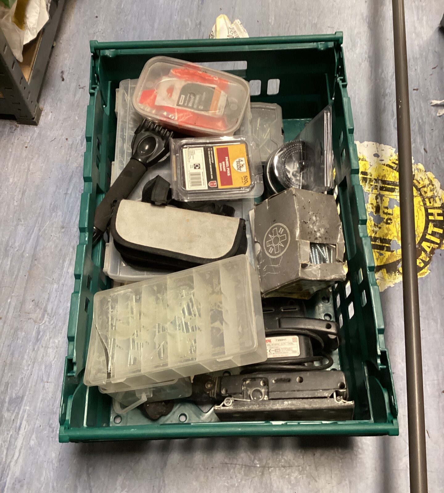 Tray of screws & nails & skill planer