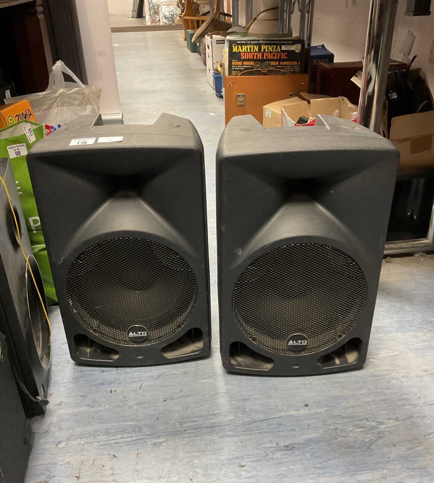 Pair of alto tx10 pa speakers