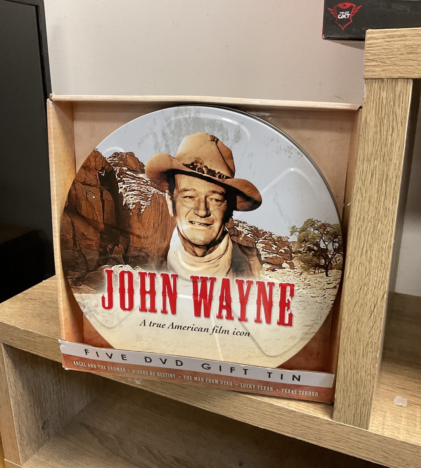 John wayne five dvd gift set tin