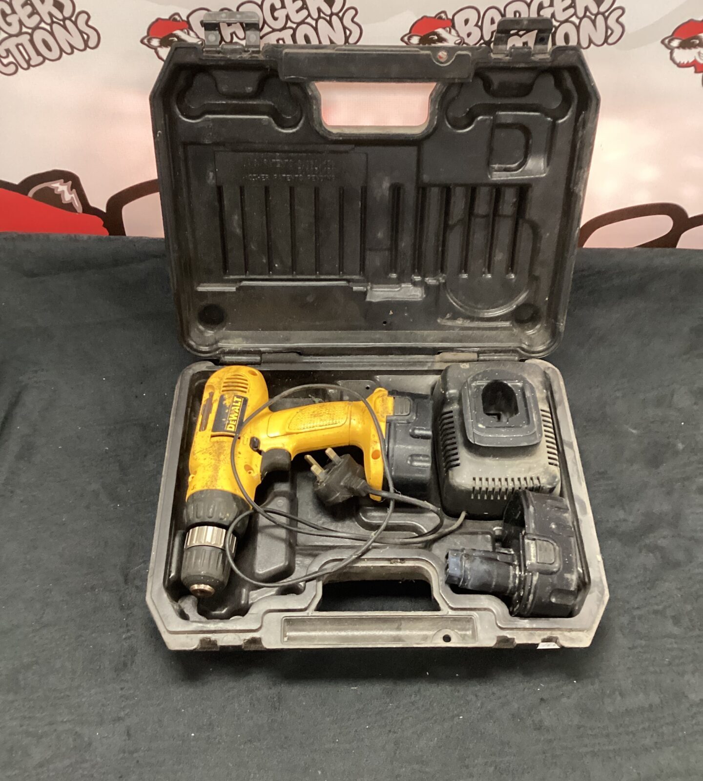 DeWalt Cordless drill with charger