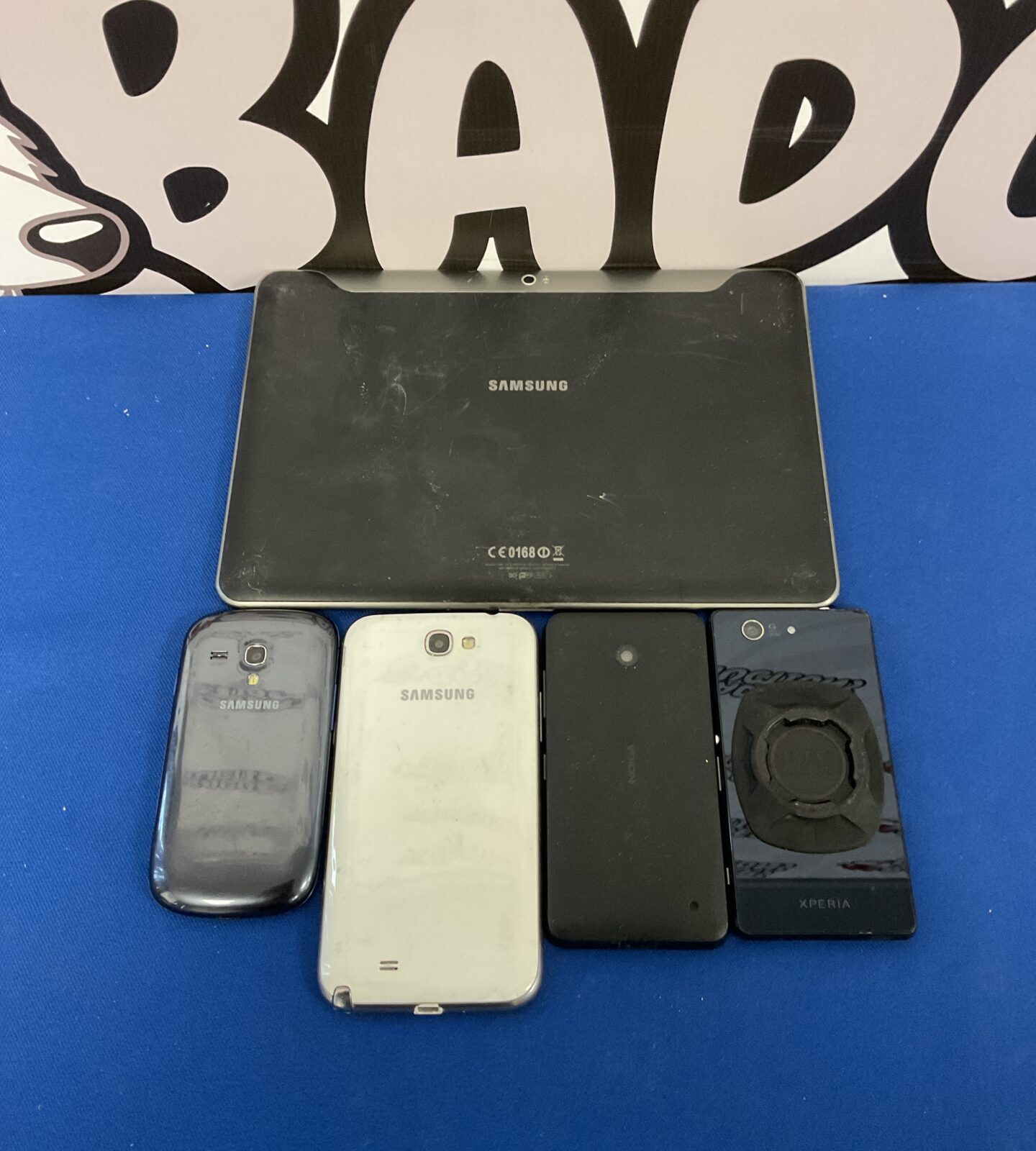 Bundle of phones & tablet inc samsung