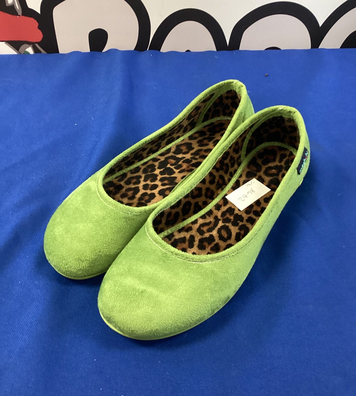 New pair of ladies green velor suede shoes 5 by moshulu