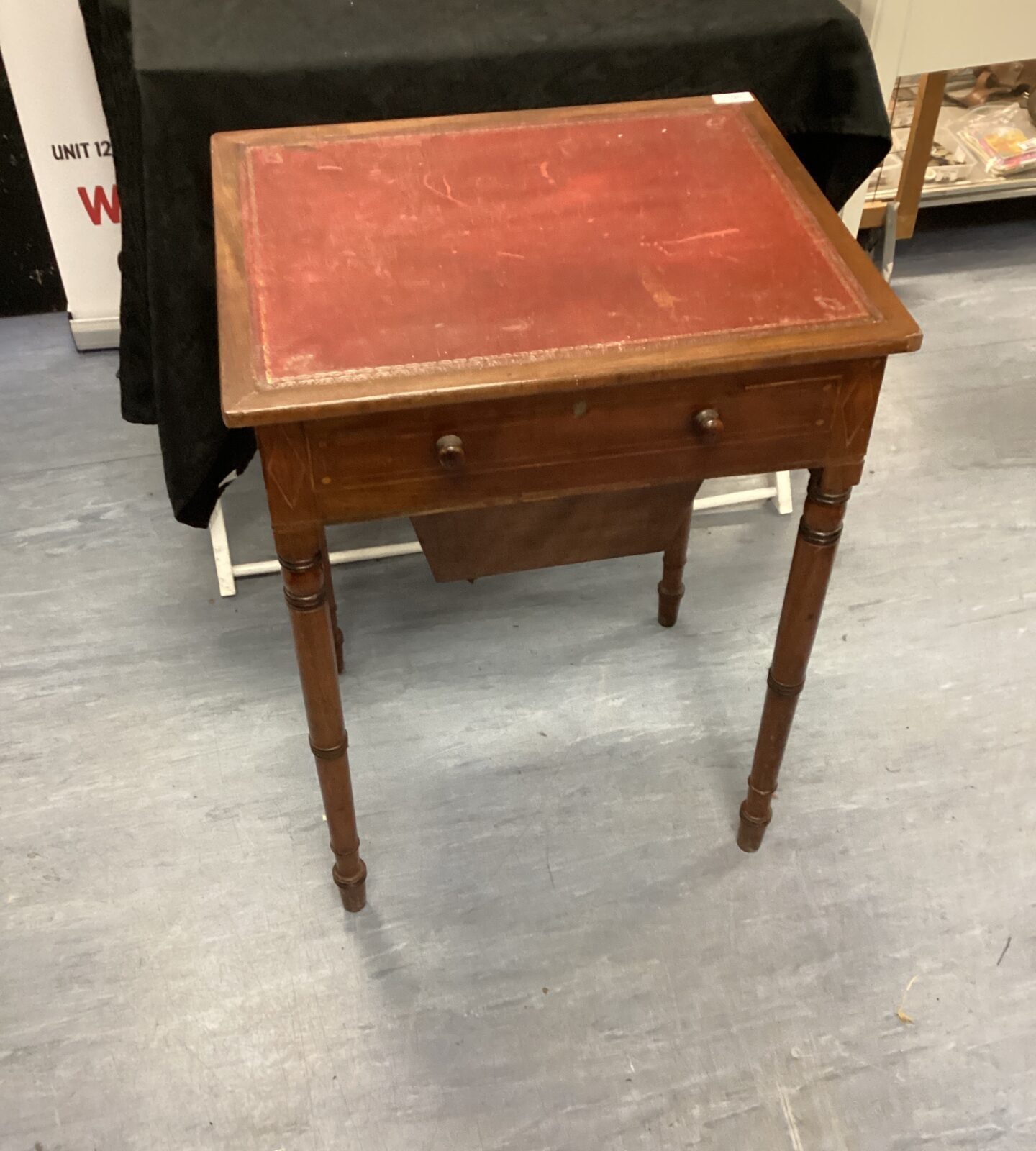 Vintage Mahogany leather topped Writing Slope - Image 2