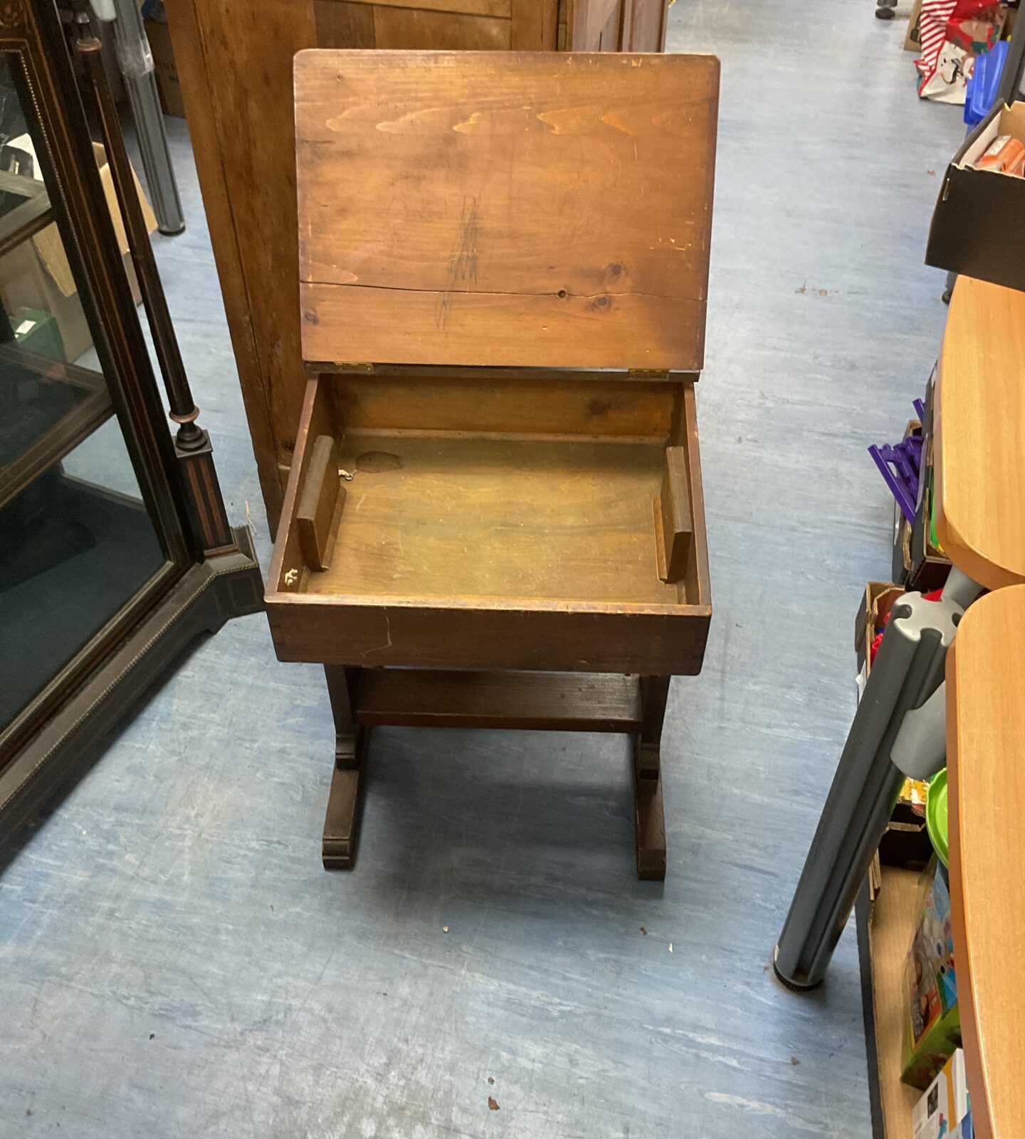 Vintage wooden children's school desk - Image 2