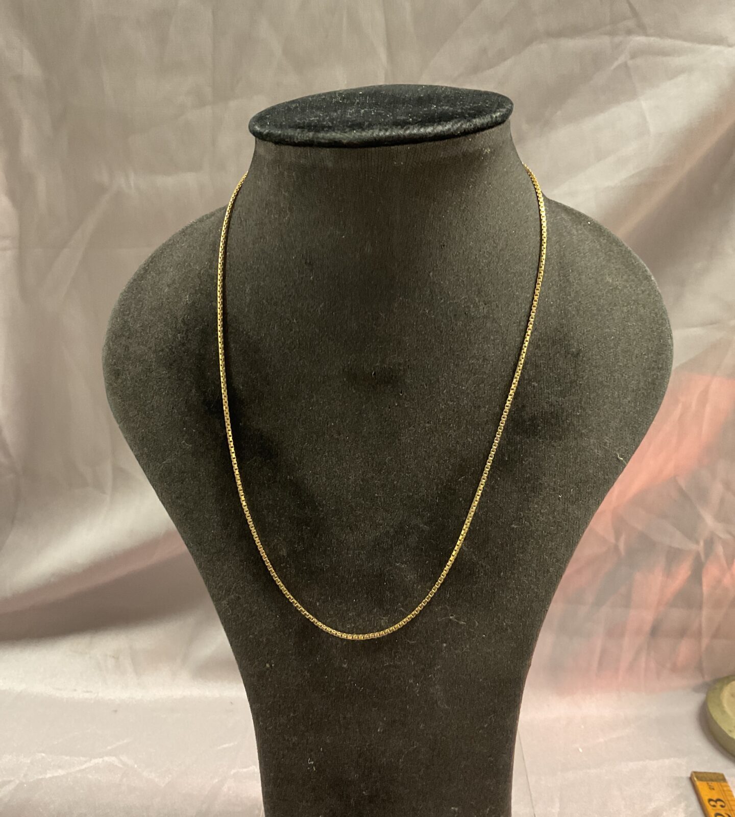 10/000 9ct gold 16” necklace 3.2g