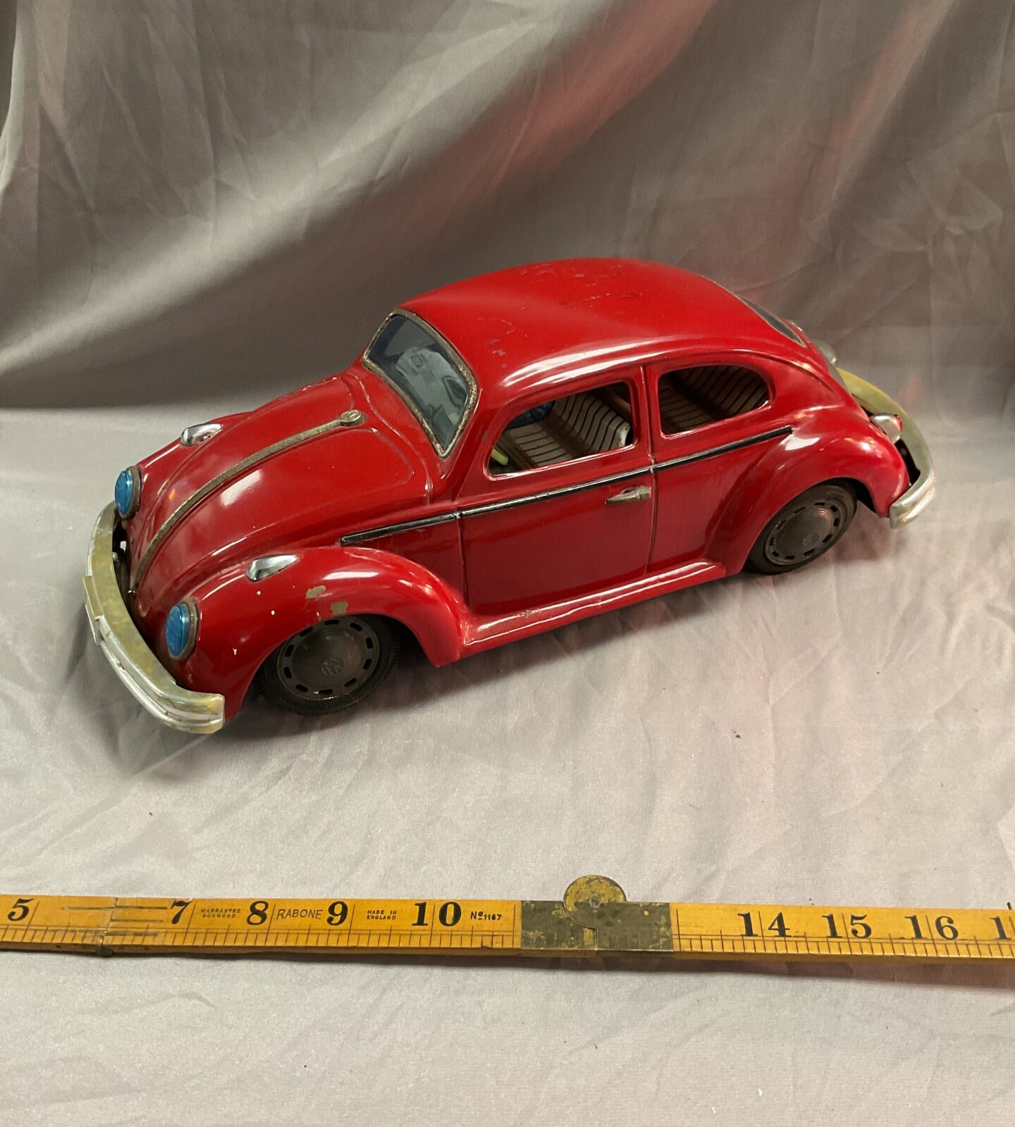 Vintage Bandai tin battery operated vw beetle