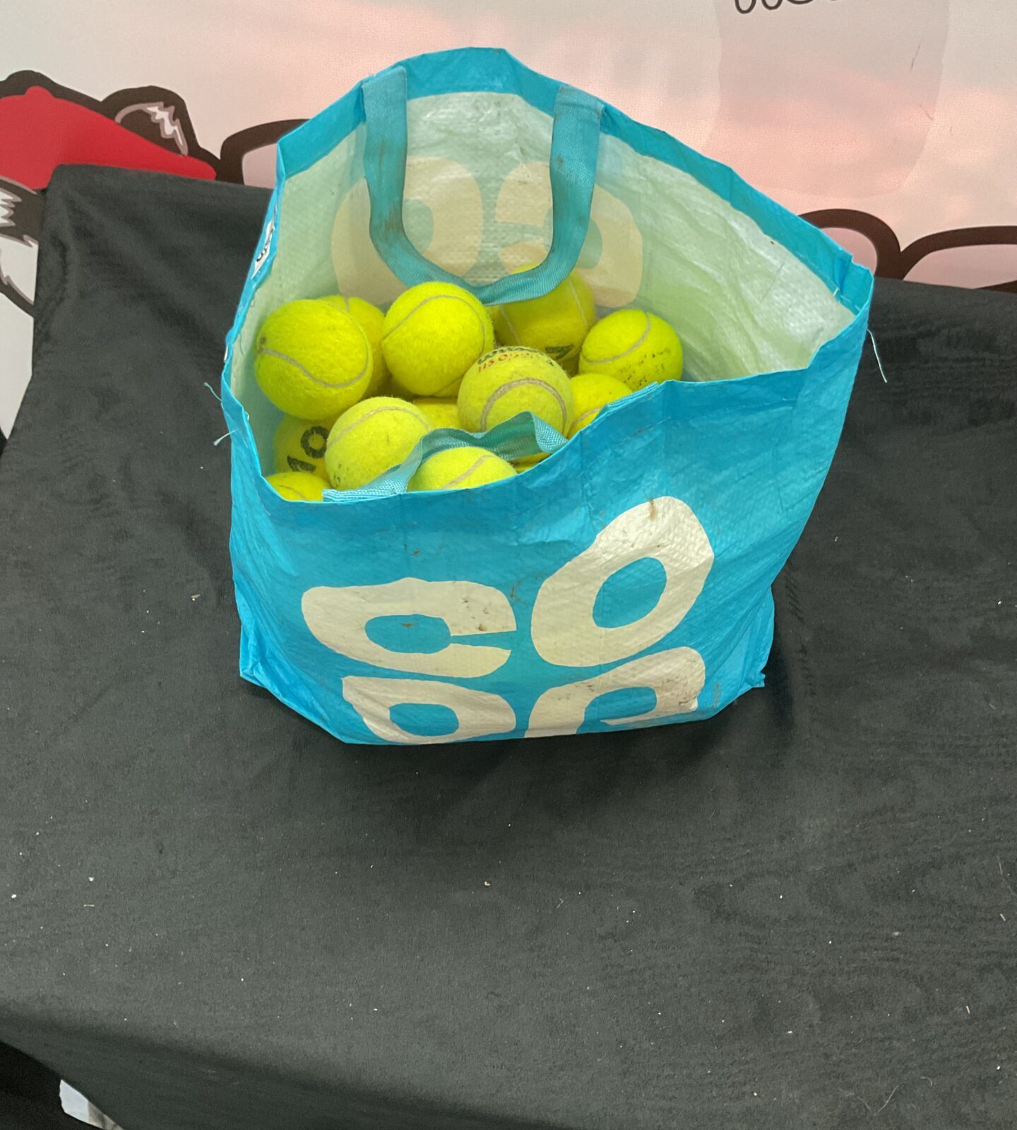 Bag of mixed tennis balls