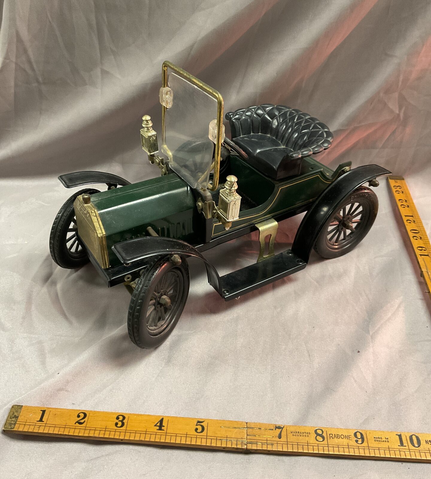 Vintage model t ford harrods car