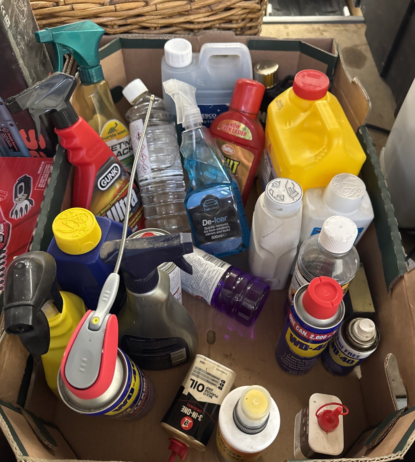 Tray of assorted house clearance chemicals