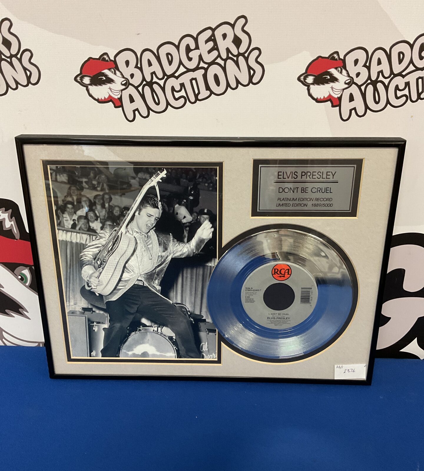 Elvis Presley limi edition 1889/5000 dont be cruel platinum record
