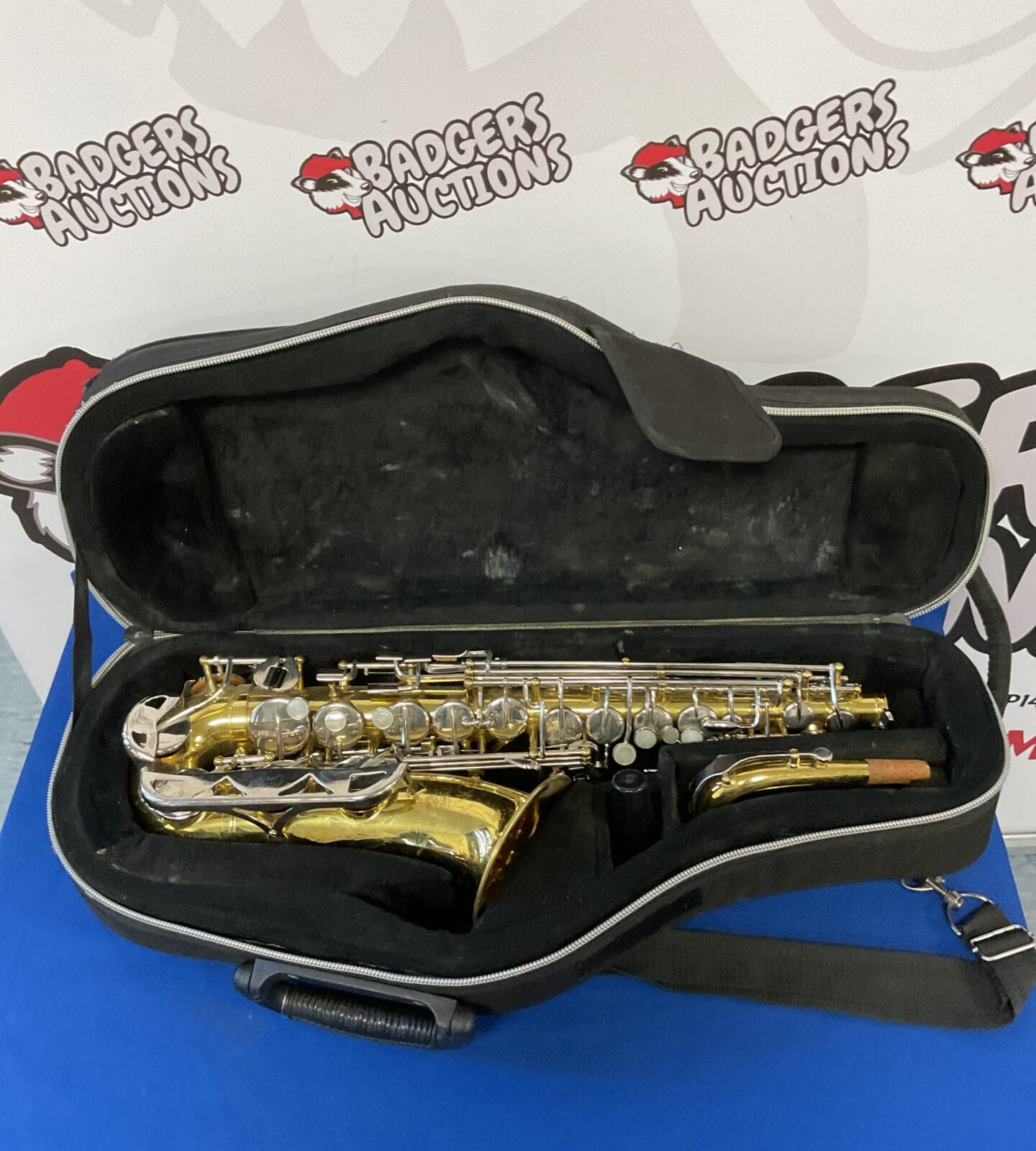 Conn 21m saxophone in case