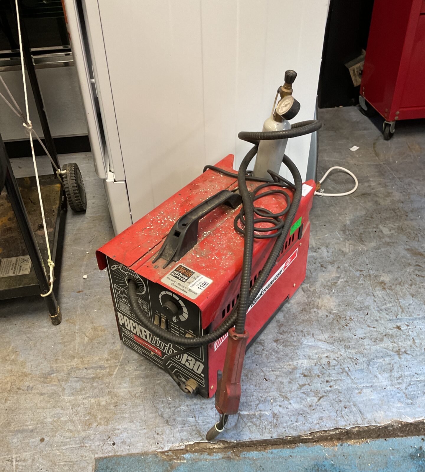 Taskmaster pocket turbo 130 welder