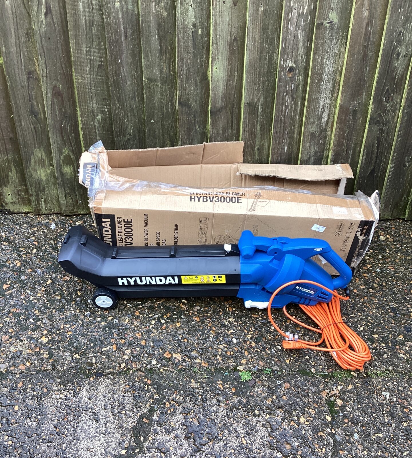 Hyundai Electric leaf blower