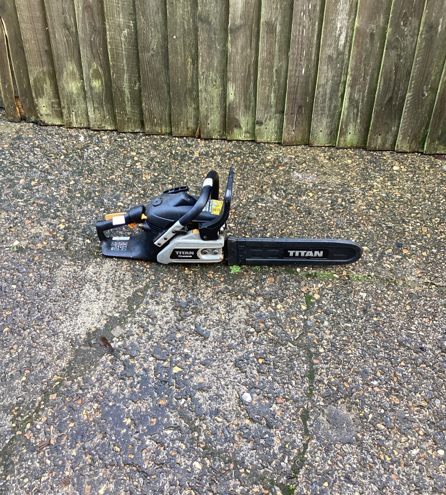 Titan Petrol Chainsaw