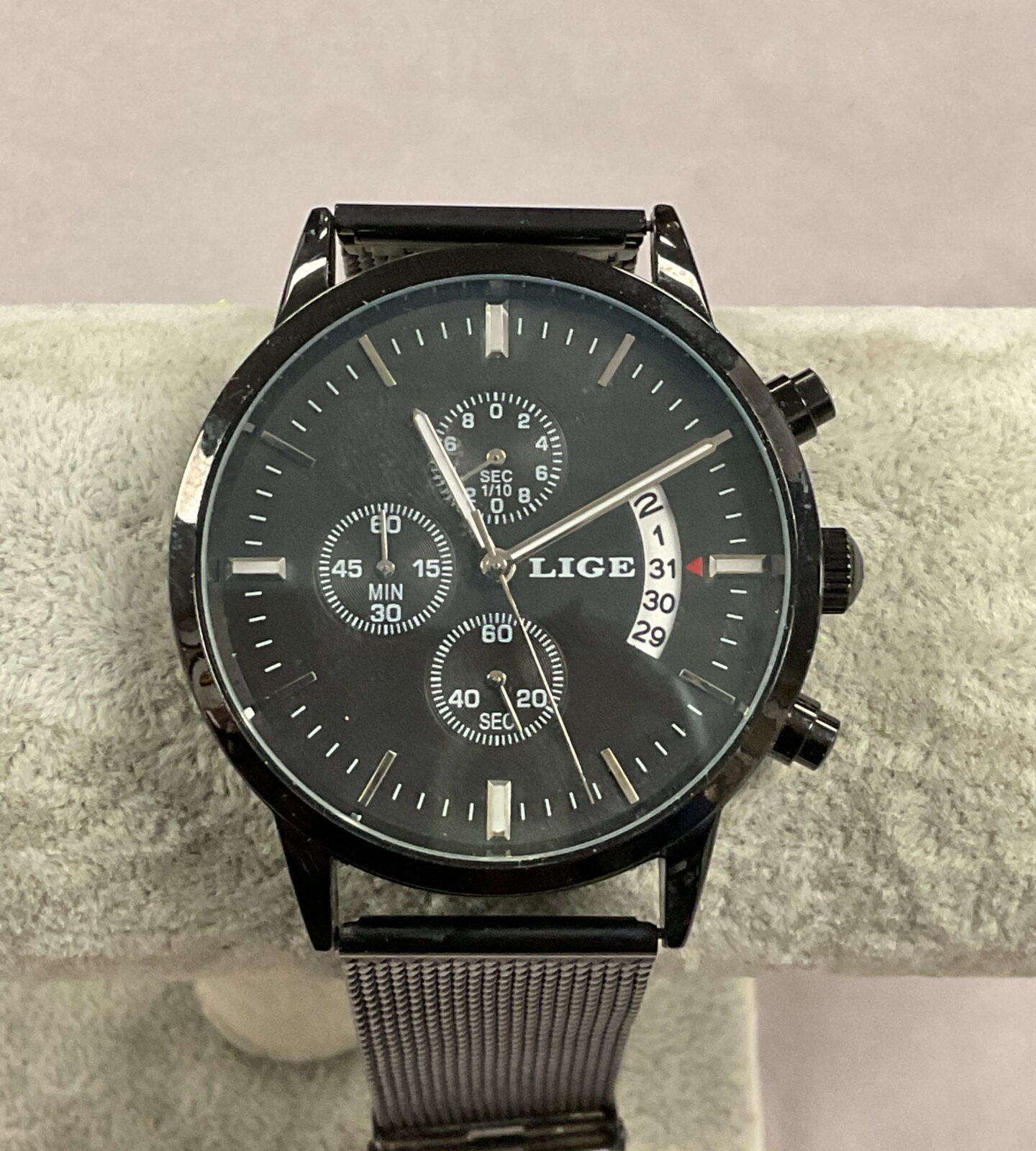 Lige gents Quartz wristwatch working